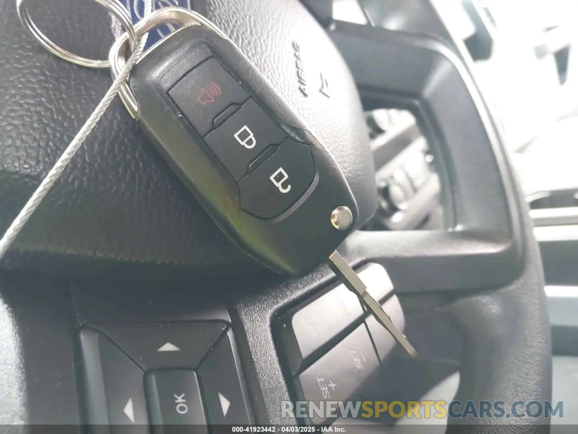11 fotografías del automóvil dañado 1FTEW1EP4LFA55536 FORD F-150 2020