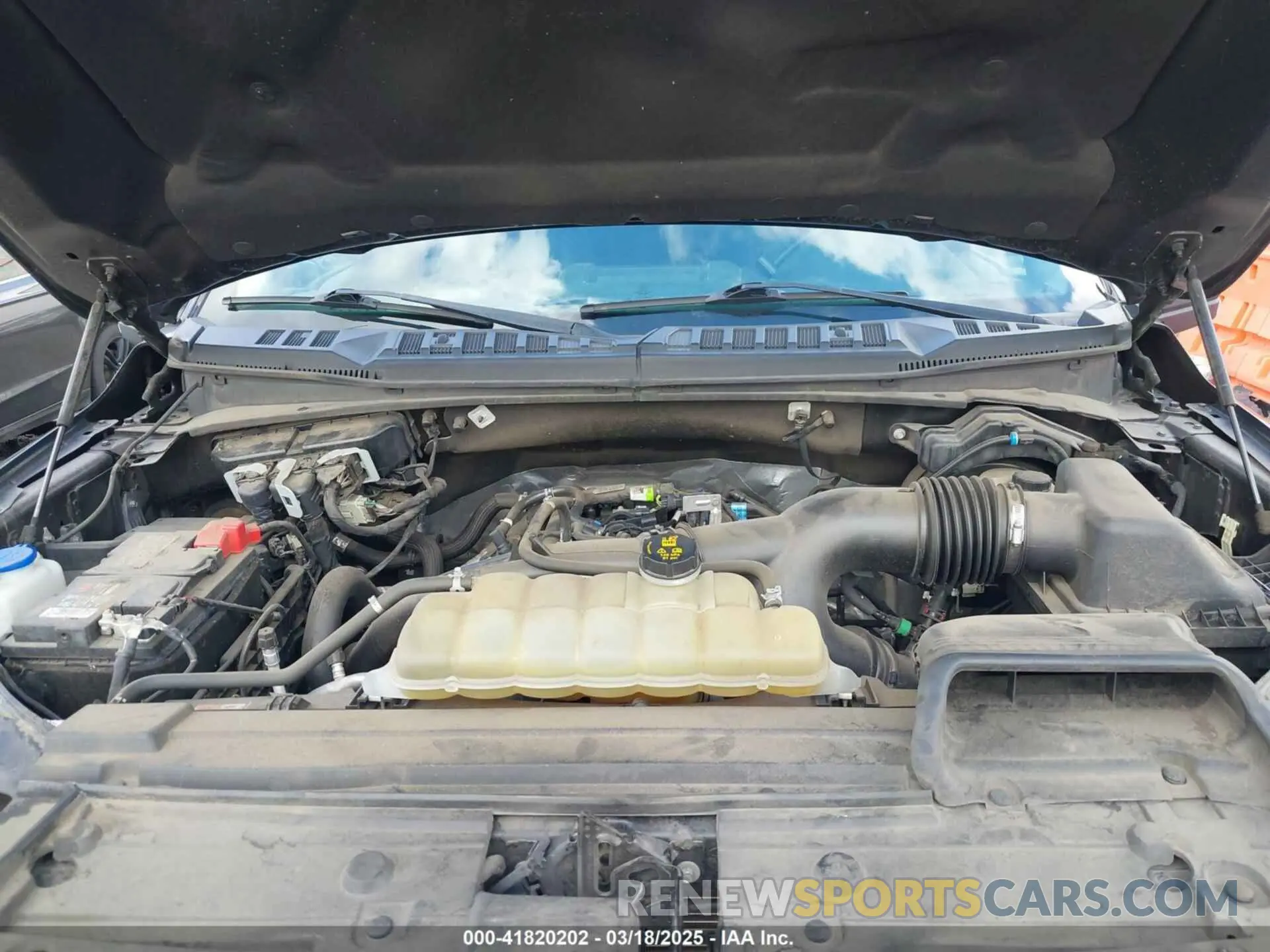 10 fotografías del automóvil dañado 1FTEW1EP4LFB18182 FORD F-150 2020