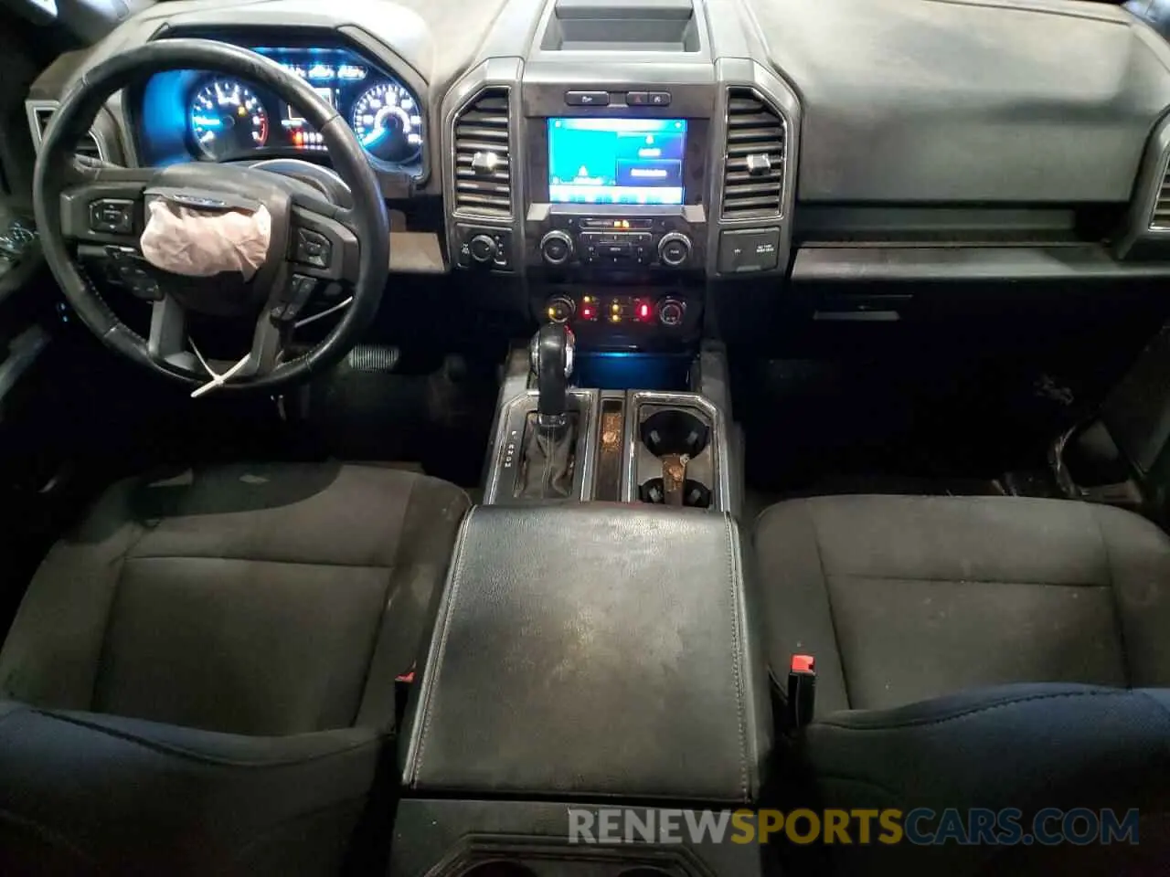 8 fotografías del automóvil dañado 1FTEW1EP6LFC48366 FORD F-150 2020