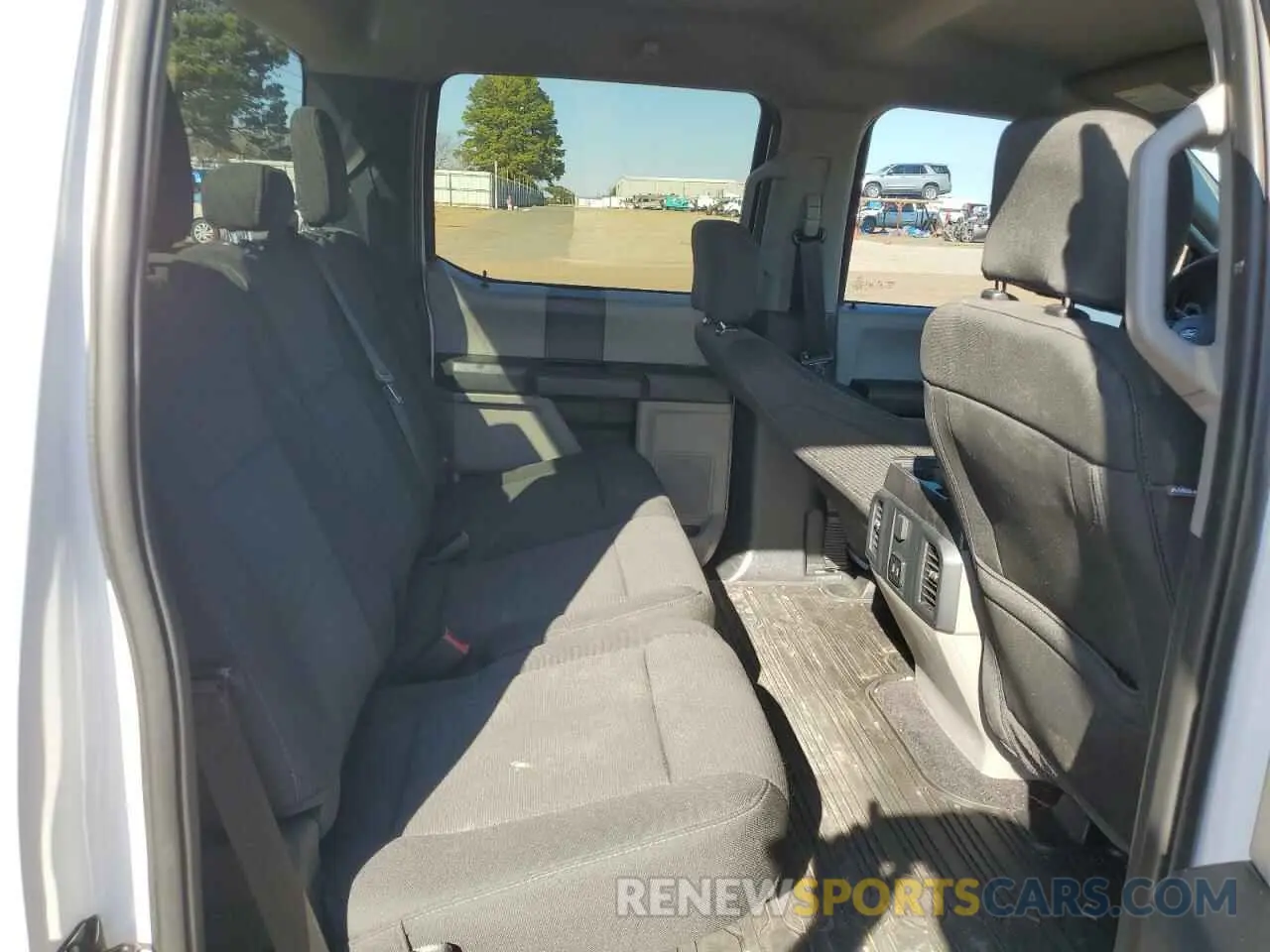 10 fotografías del automóvil dañado 1FTEW1EP6LKE93594 FORD F-150 2020