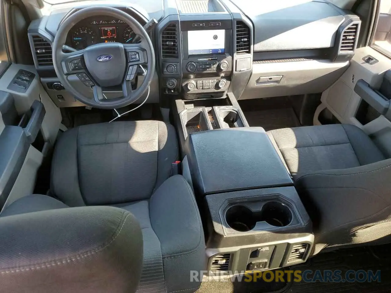 8 fotografías del automóvil dañado 1FTEW1EP6LKE93594 FORD F-150 2020