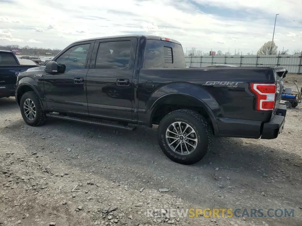 2 fotografías del automóvil dañado 1FTEW1EP7LFB31184 FORD F-150 2020