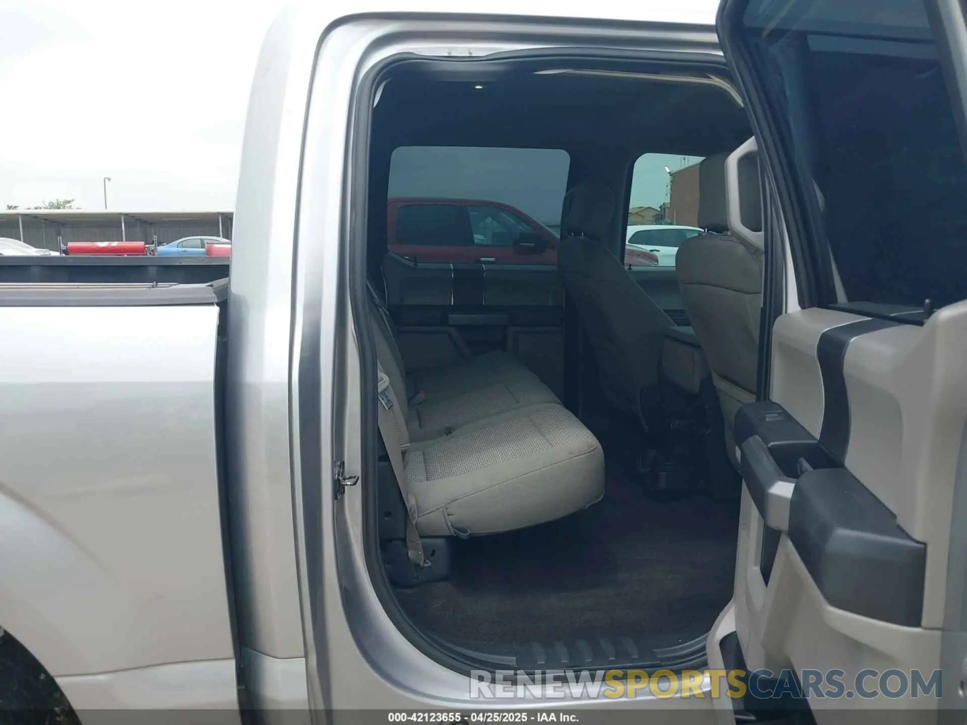 8 fotografías del automóvil dañado 1FTEW1EP7LFB82054 FORD F-150 2020
