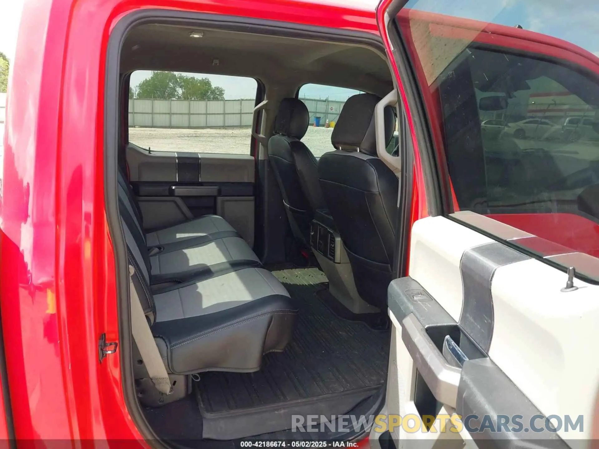 8 fotografías del automóvil dañado 1FTEW1EP7LKD79457 FORD F-150 2020