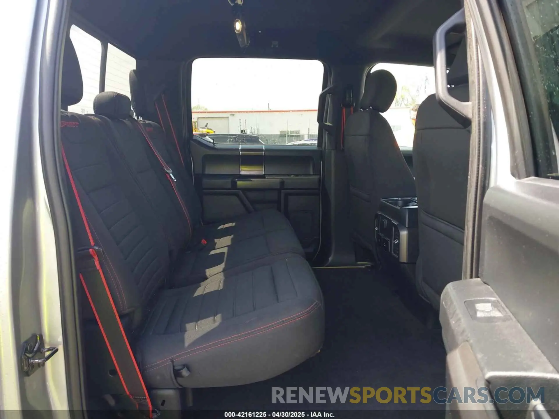 8 fotografías del automóvil dañado 1FTEW1EP8LFB52528 FORD F-150 2020
