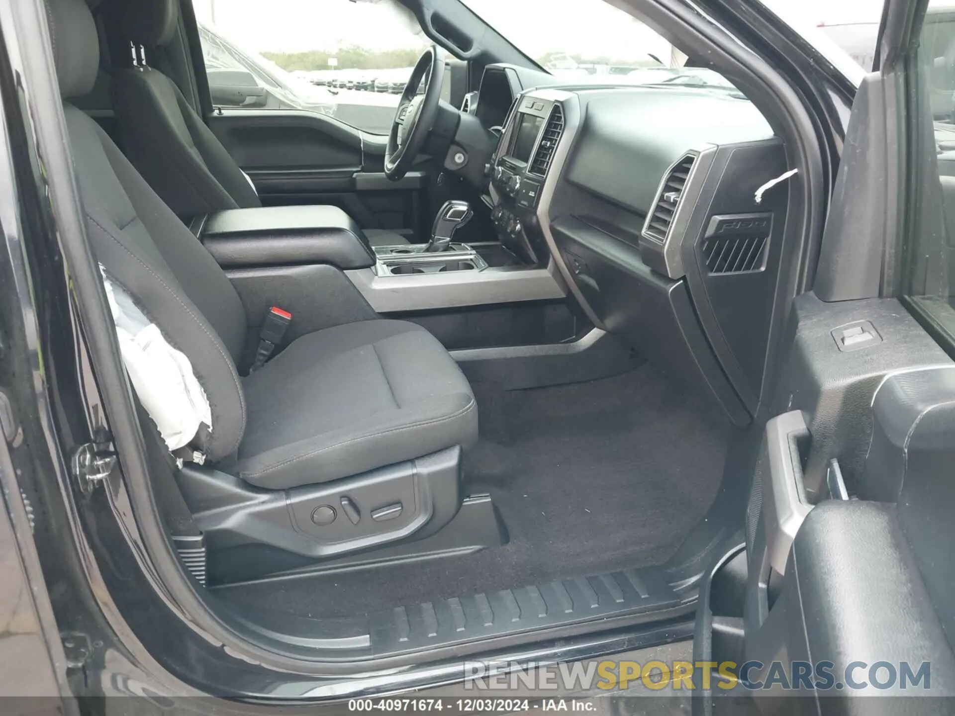 5 fotografías del automóvil dañado 1FTEW1EP9LKF35935 FORD F-150 2020