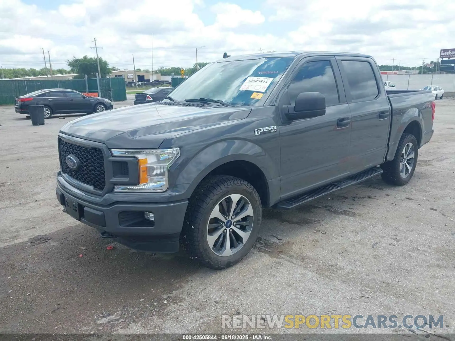 2 fotografías del automóvil dañado 1FTEW1EPXLFB46584 FORD F-150 2020