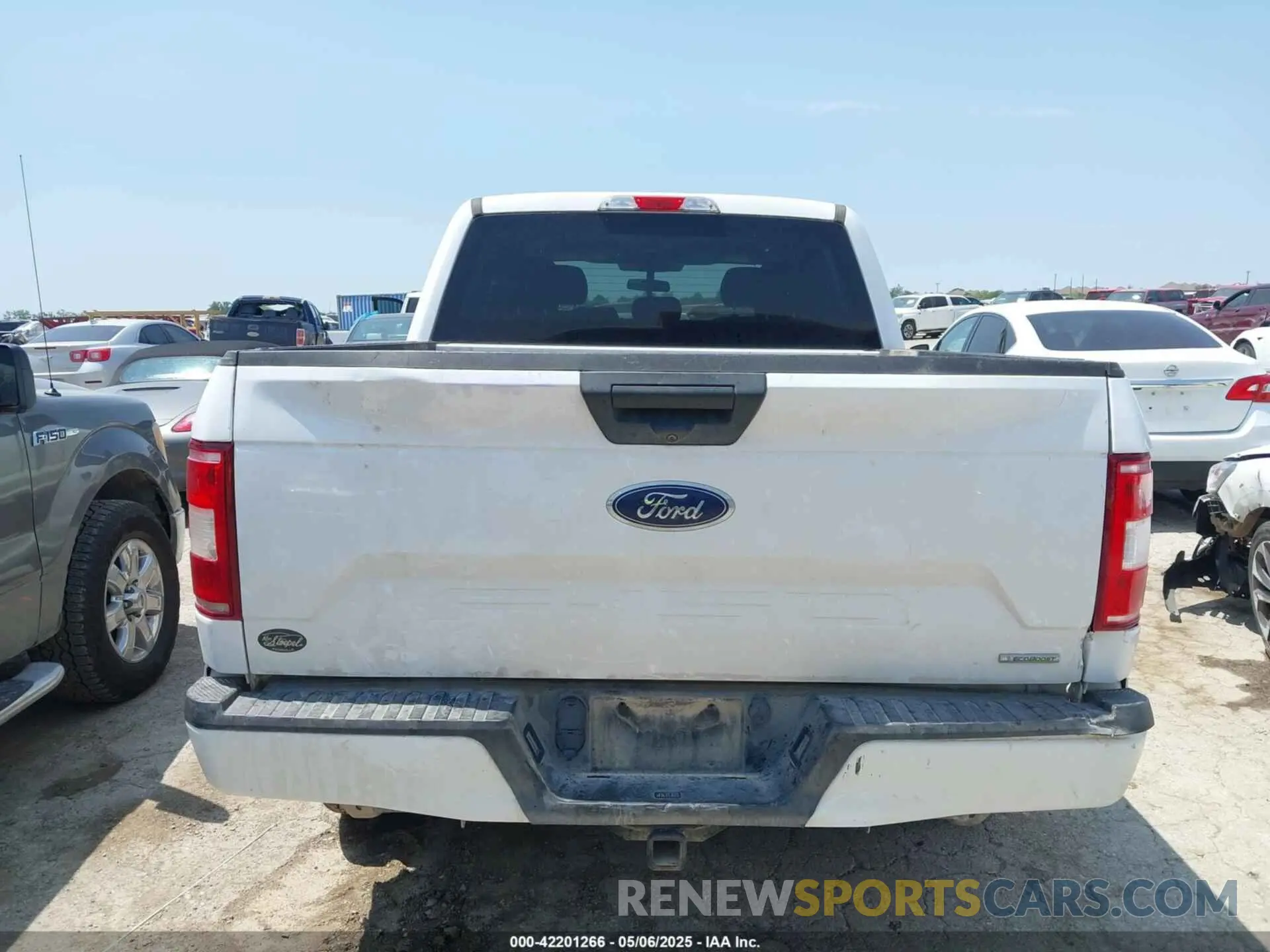 16 fotografías del automóvil dañado 1FTEW1EPXLKD73295 FORD F-150 2020