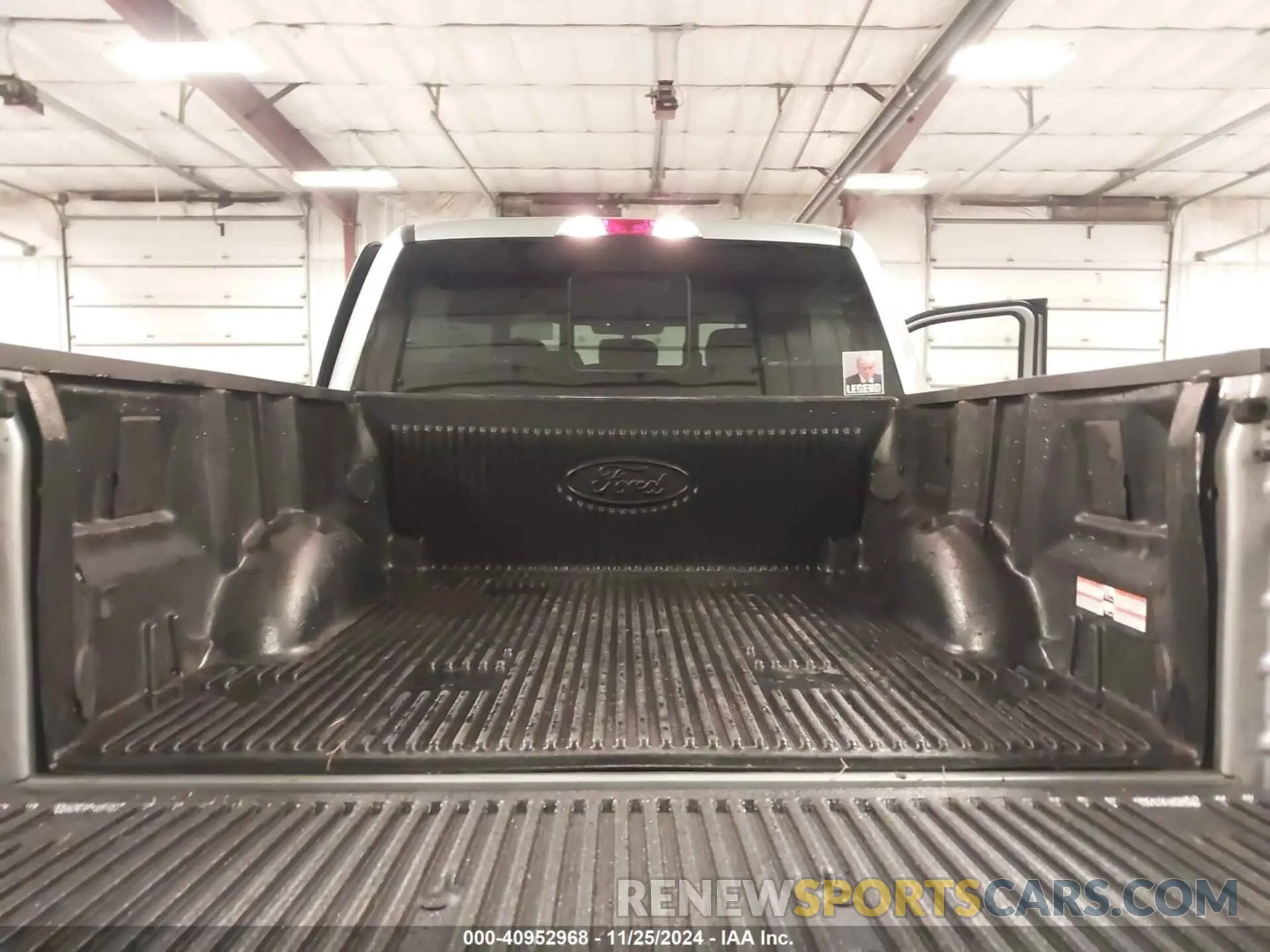 18 fotografías del automóvil dañado 1FTEW1EPXLKD75175 FORD F-150 2020