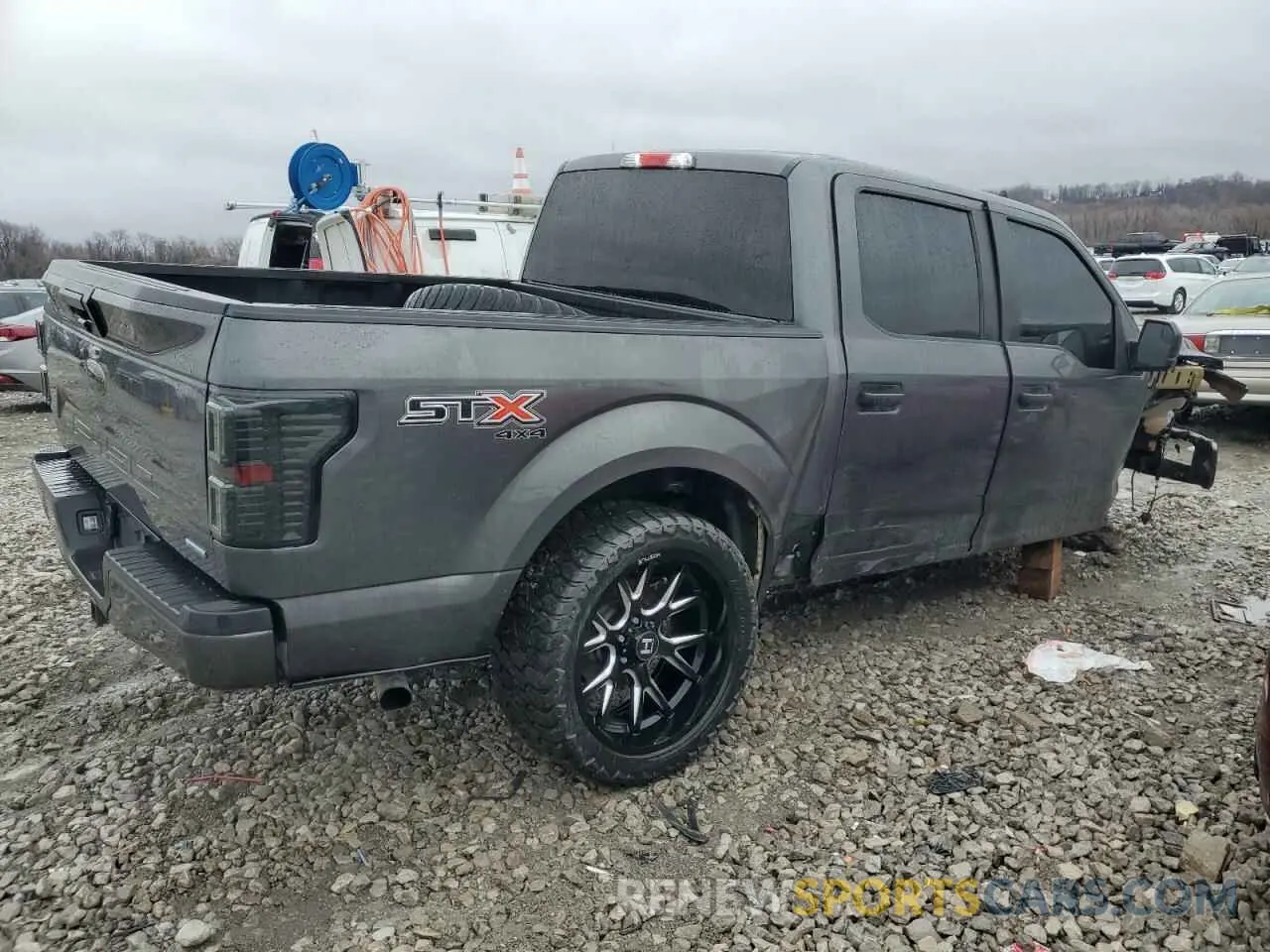 3 fotografías del automóvil dañado 1FTEW1EPXLKF01681 FORD F-150 2020