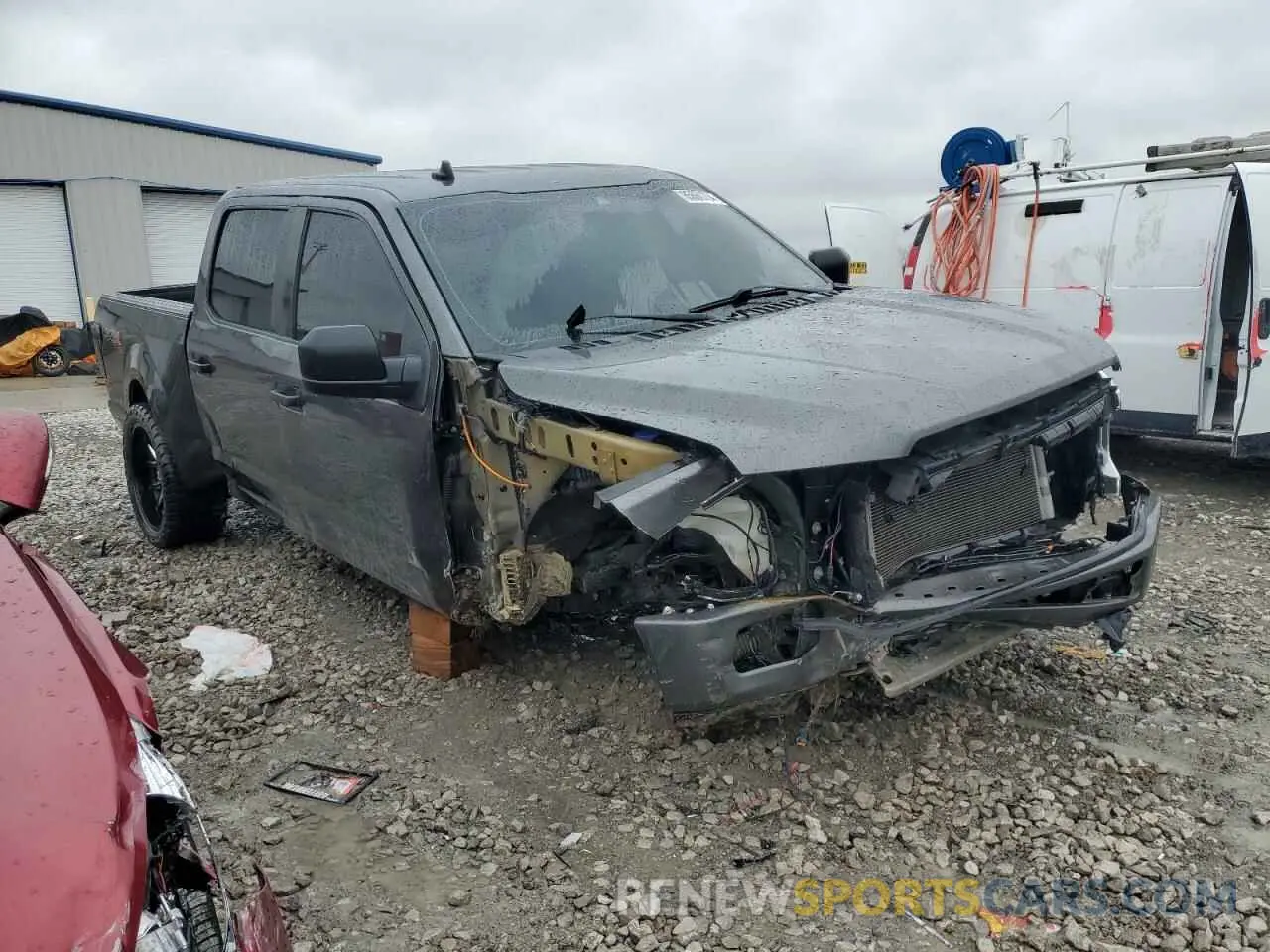 4 fotografías del automóvil dañado 1FTEW1EPXLKF01681 FORD F-150 2020