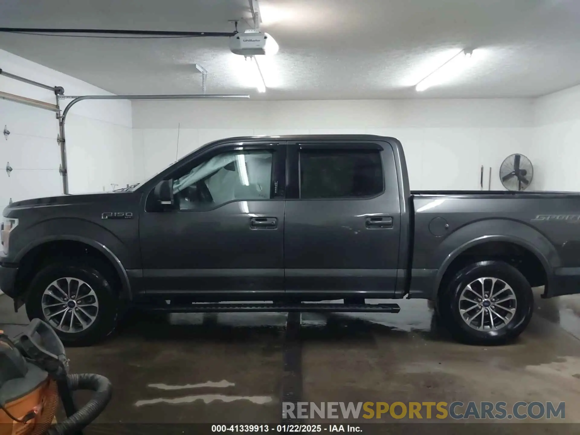15 fotografías del automóvil dañado 1FTEW1EPXLKF35054 FORD F-150 2020