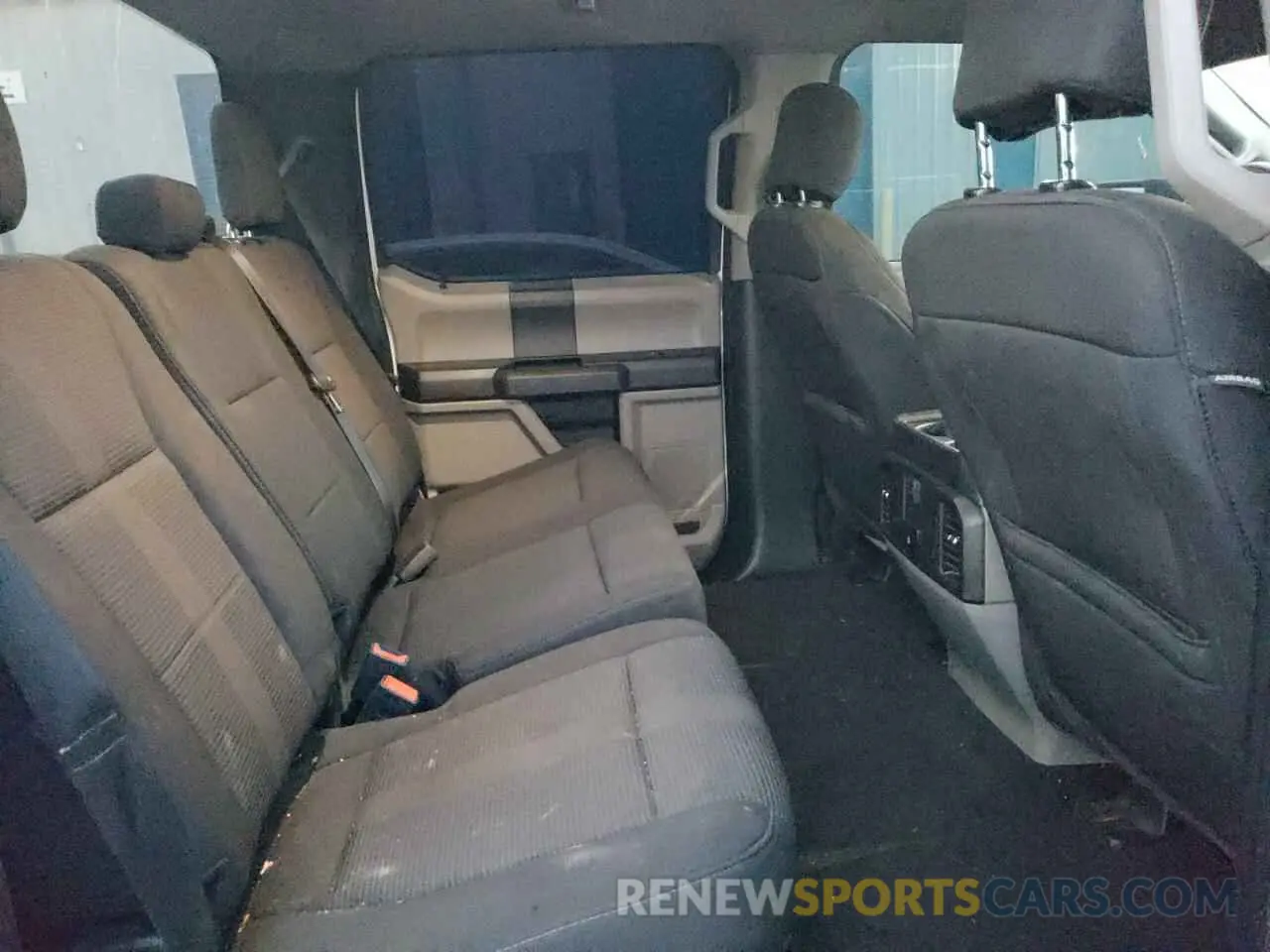 10 fotografías del automóvil dañado 1FTEW1EPXLKF46040 FORD F-150 2020
