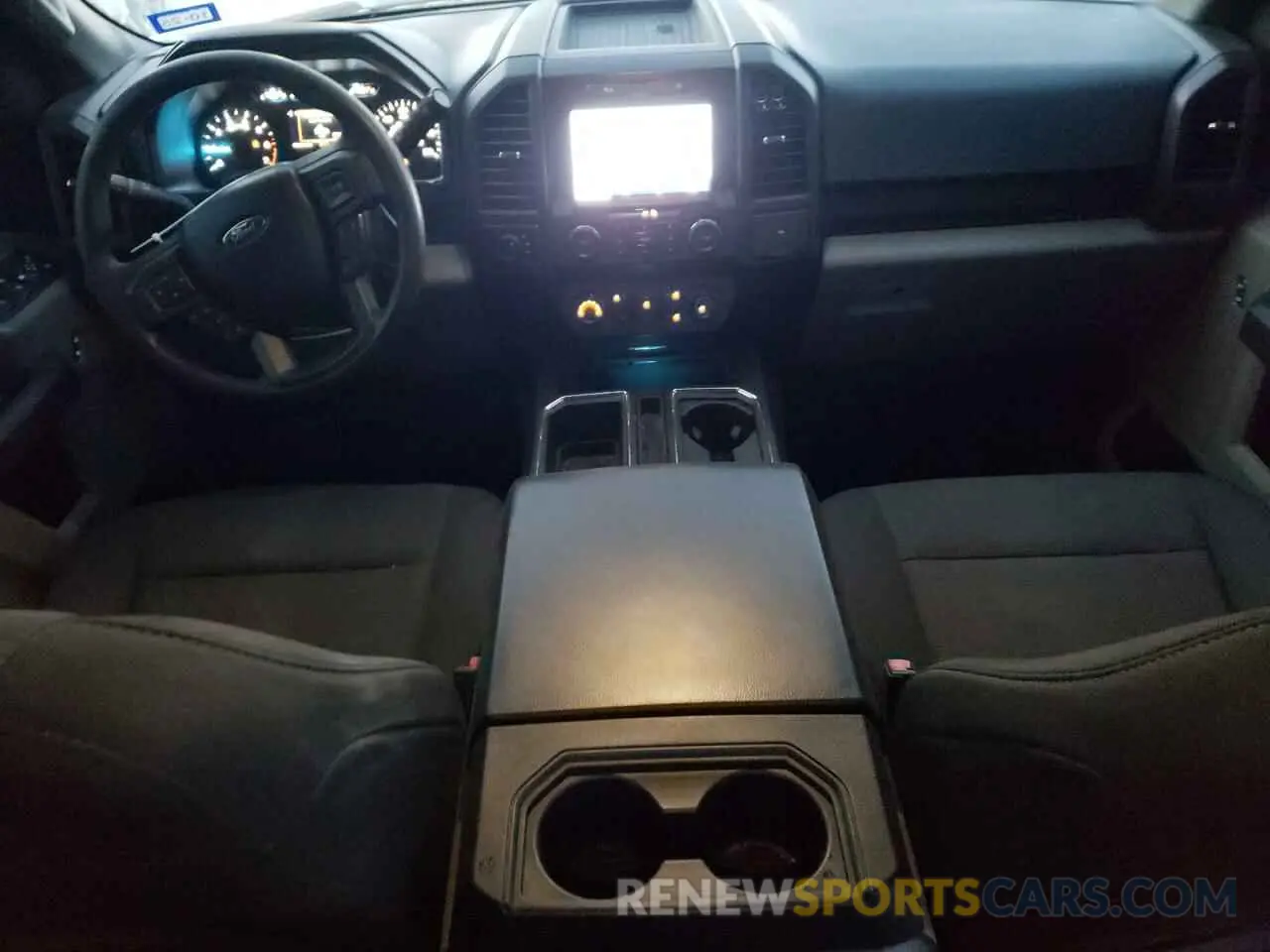 8 fotografías del automóvil dañado 1FTEW1EPXLKF46040 FORD F-150 2020