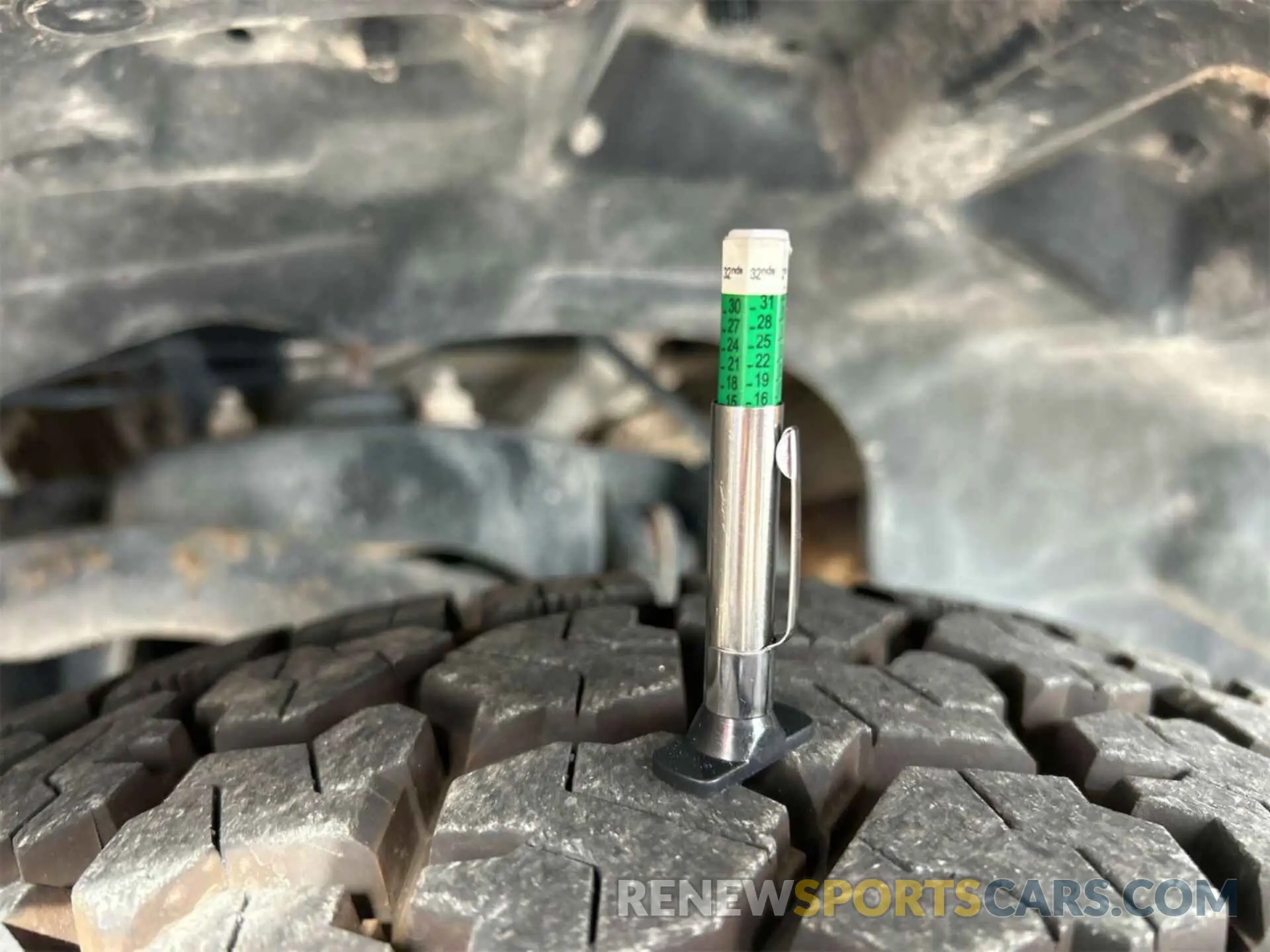 12 fotografías del automóvil dañado 1FTEX1C52LKD82930 FORD F-150 2020