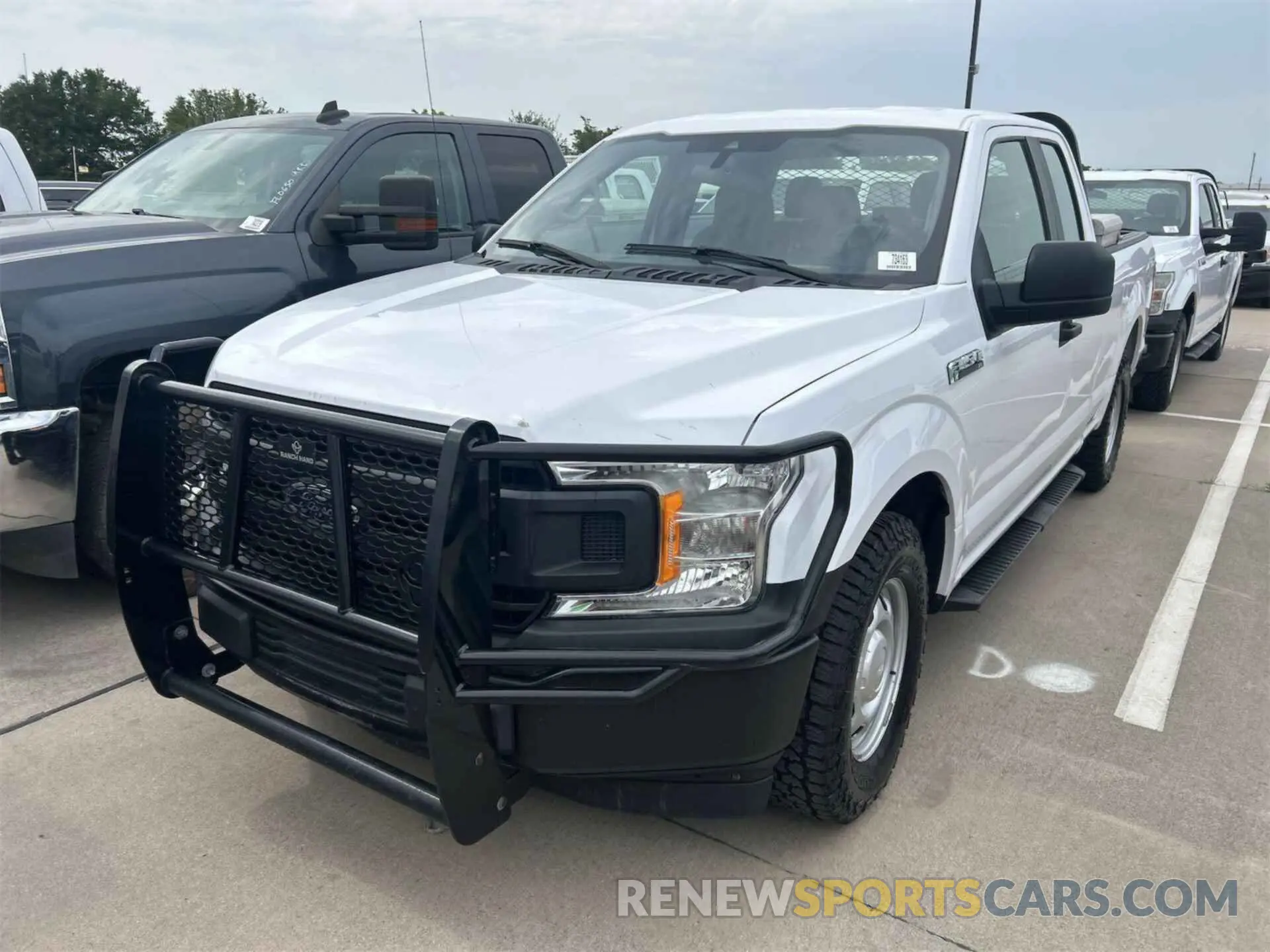 16 fotografías del automóvil dañado 1FTEX1C52LKD82930 FORD F-150 2020