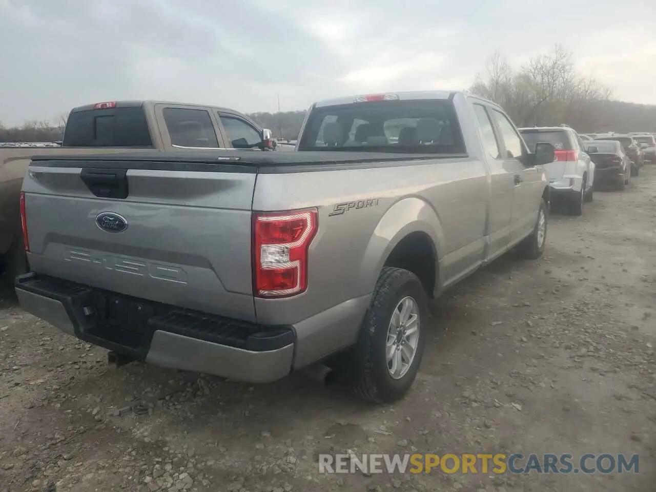 3 fotografías del automóvil dañado 1FTEX1C52LKE37506 FORD F-150 2020