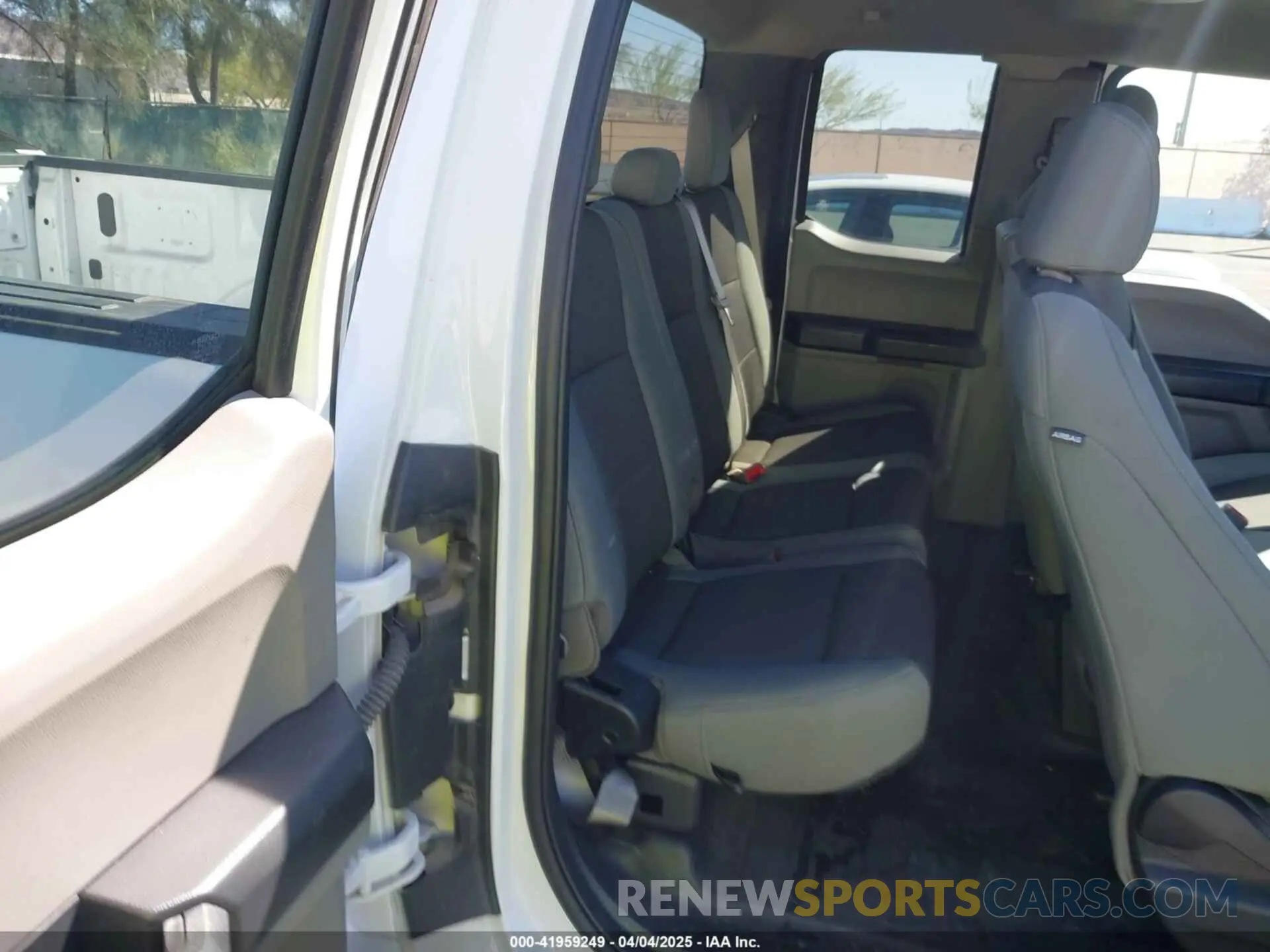 8 fotografías del automóvil dañado 1FTEX1EP4LKE46237 FORD F-150 2020