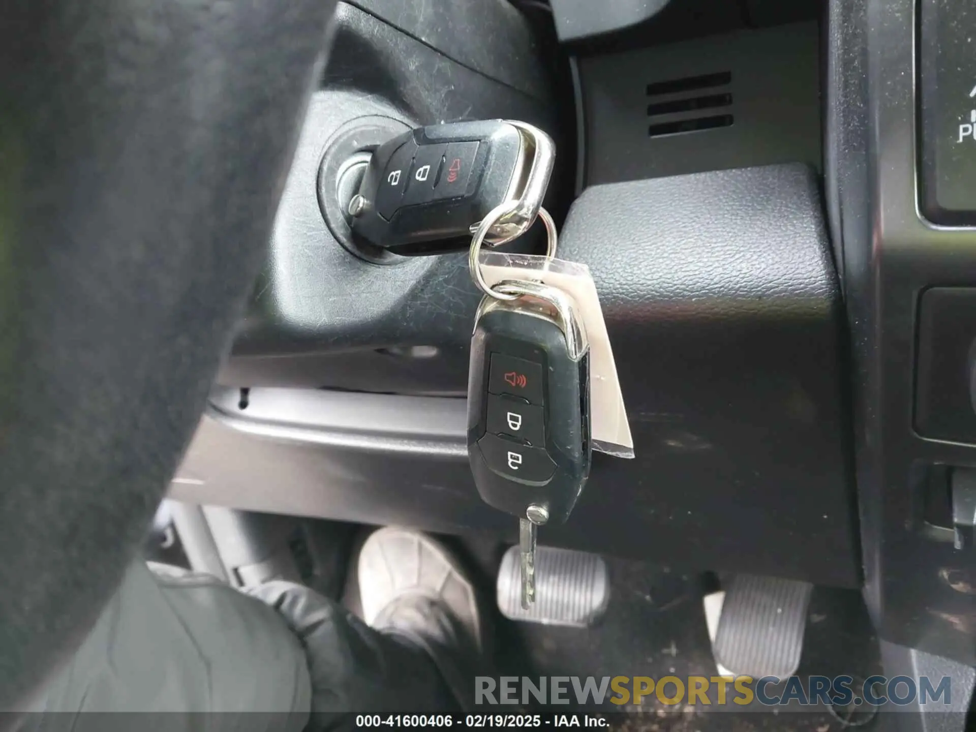 11 fotografías del automóvil dañado 1FTFW1E41LFB63199 FORD F-150 2020