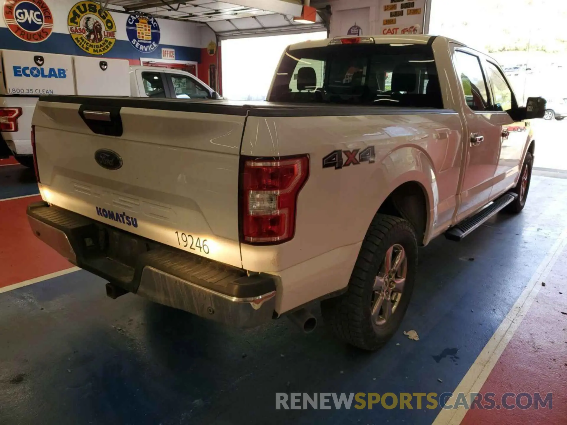 18 fotografías del automóvil dañado 1FTFW1E42LFA32850 FORD F-150 2020