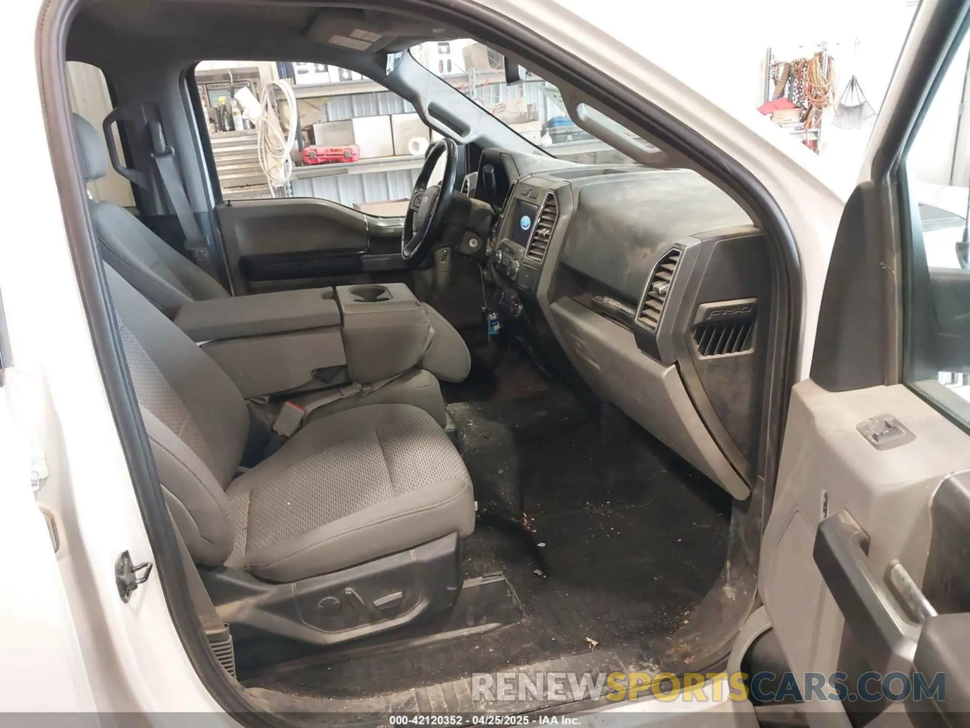 5 fotografías del automóvil dañado 1FTFW1E46LKE38752 FORD F-150 2020