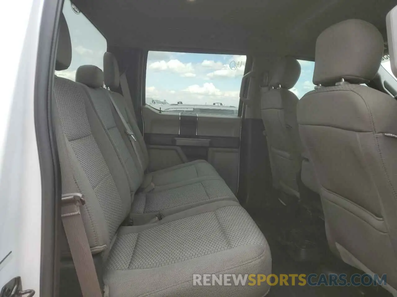 10 fotografías del automóvil dañado 1FTFW1E53LFB90638 FORD F-150 2020