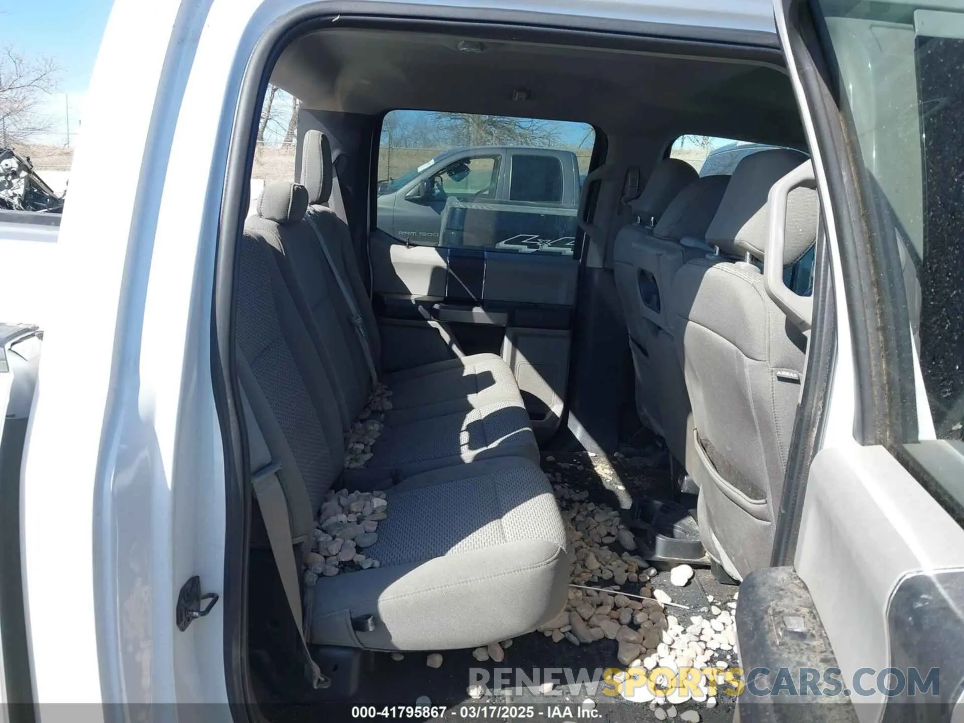 8 fotografías del automóvil dañado 1FTFW1E57LKE66911 FORD F-150 2020