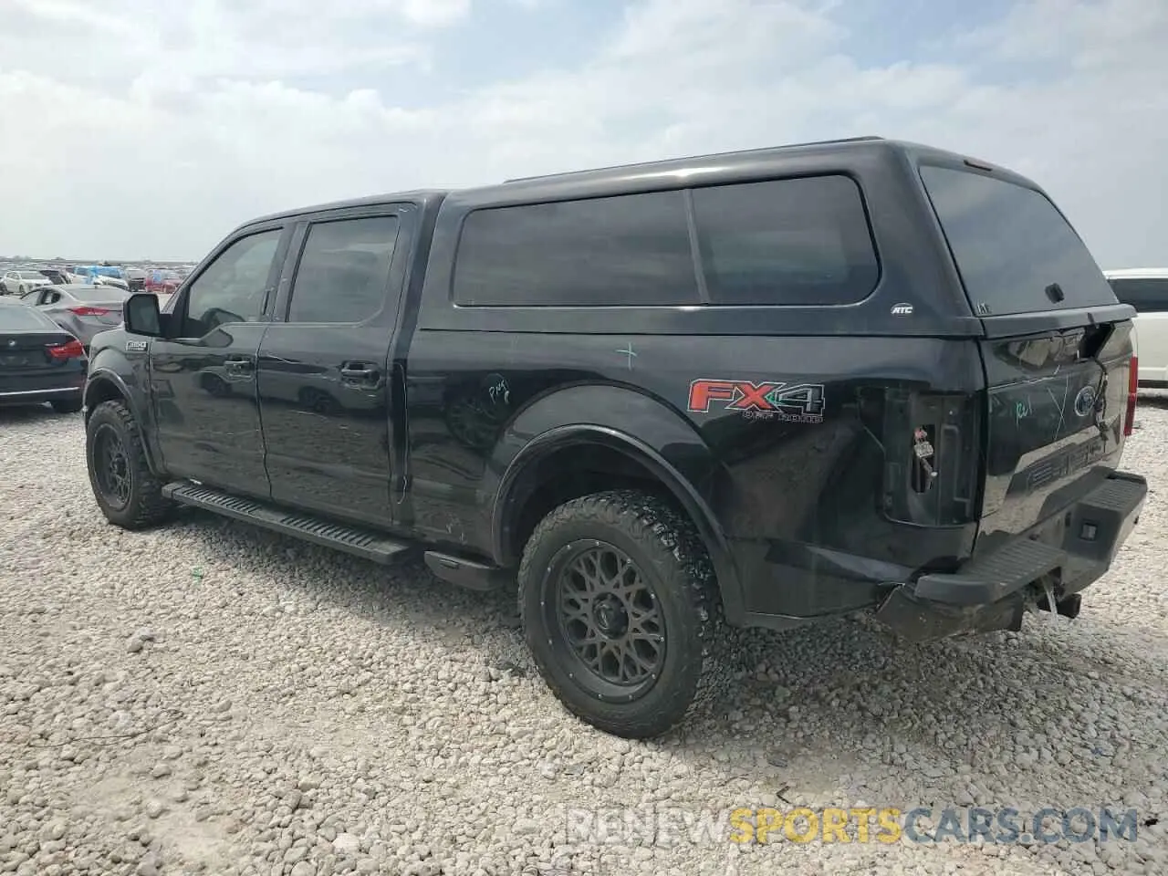 2 fotografías del automóvil dañado 1FTFW1E58LKE93695 FORD F-150 2020