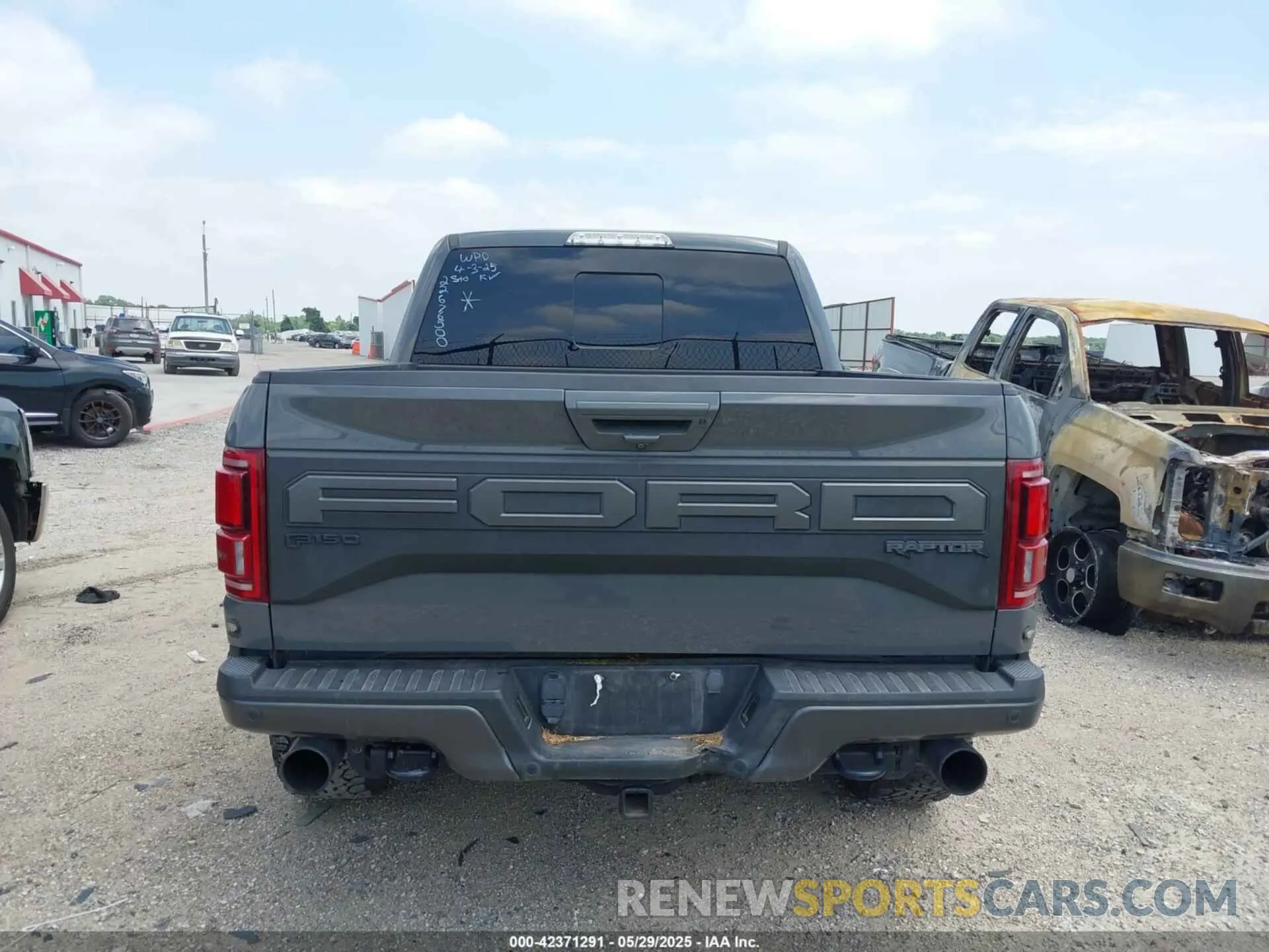 16 fotografías del automóvil dañado 1FTFW1RG4LFB19802 FORD F-150 2020