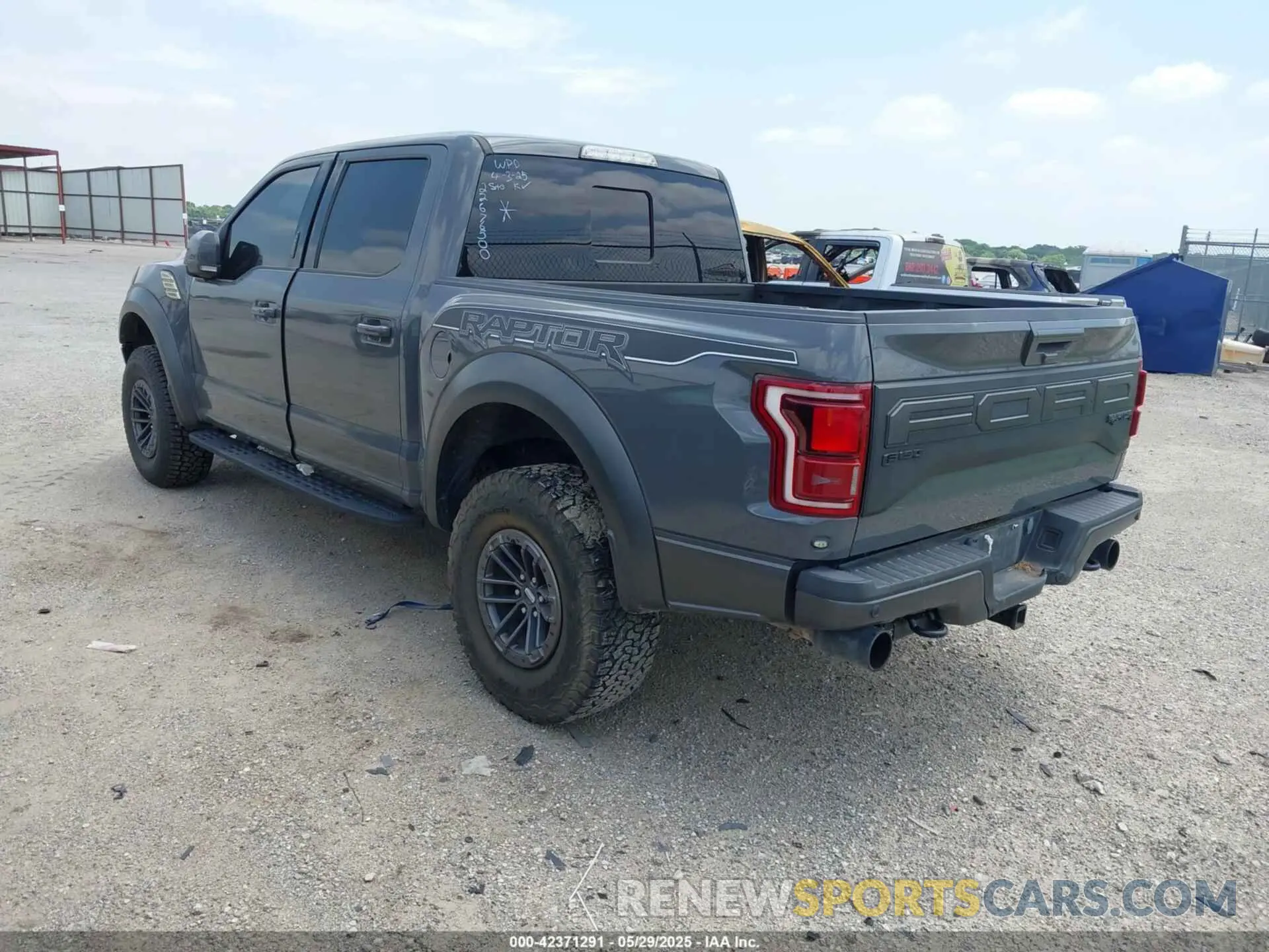 3 fotografías del automóvil dañado 1FTFW1RG4LFB19802 FORD F-150 2020