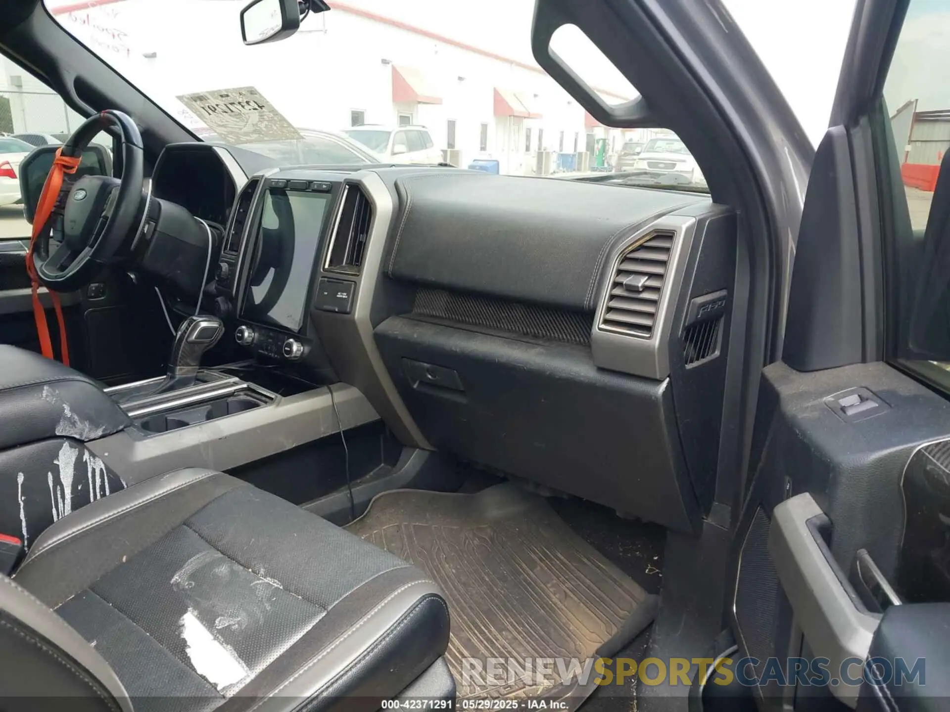5 fotografías del automóvil dañado 1FTFW1RG4LFB19802 FORD F-150 2020