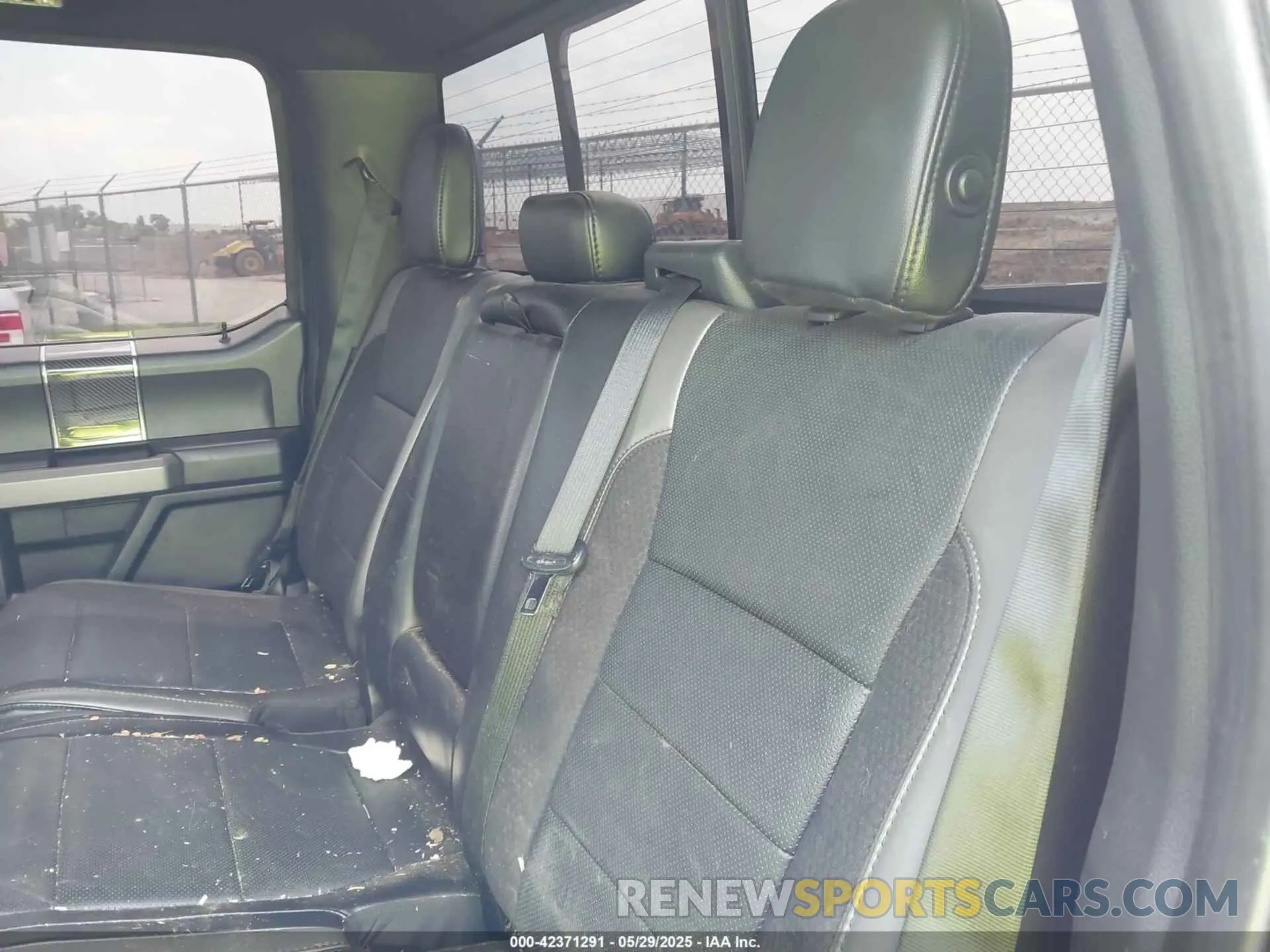 8 fotografías del automóvil dañado 1FTFW1RG4LFB19802 FORD F-150 2020
