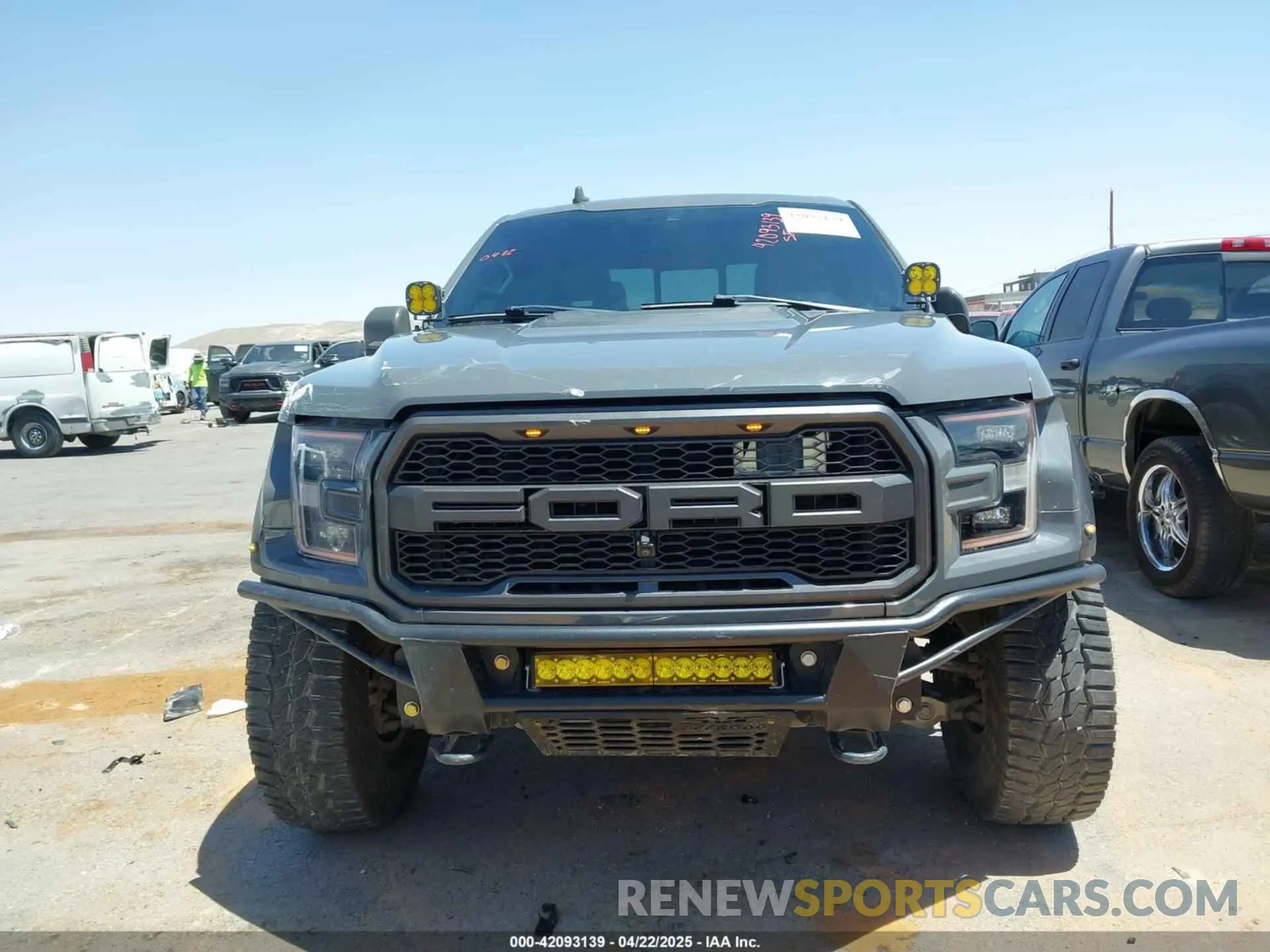 11 fotografías del automóvil dañado 1FTFW1RG9LFB35011 FORD F-150 2020