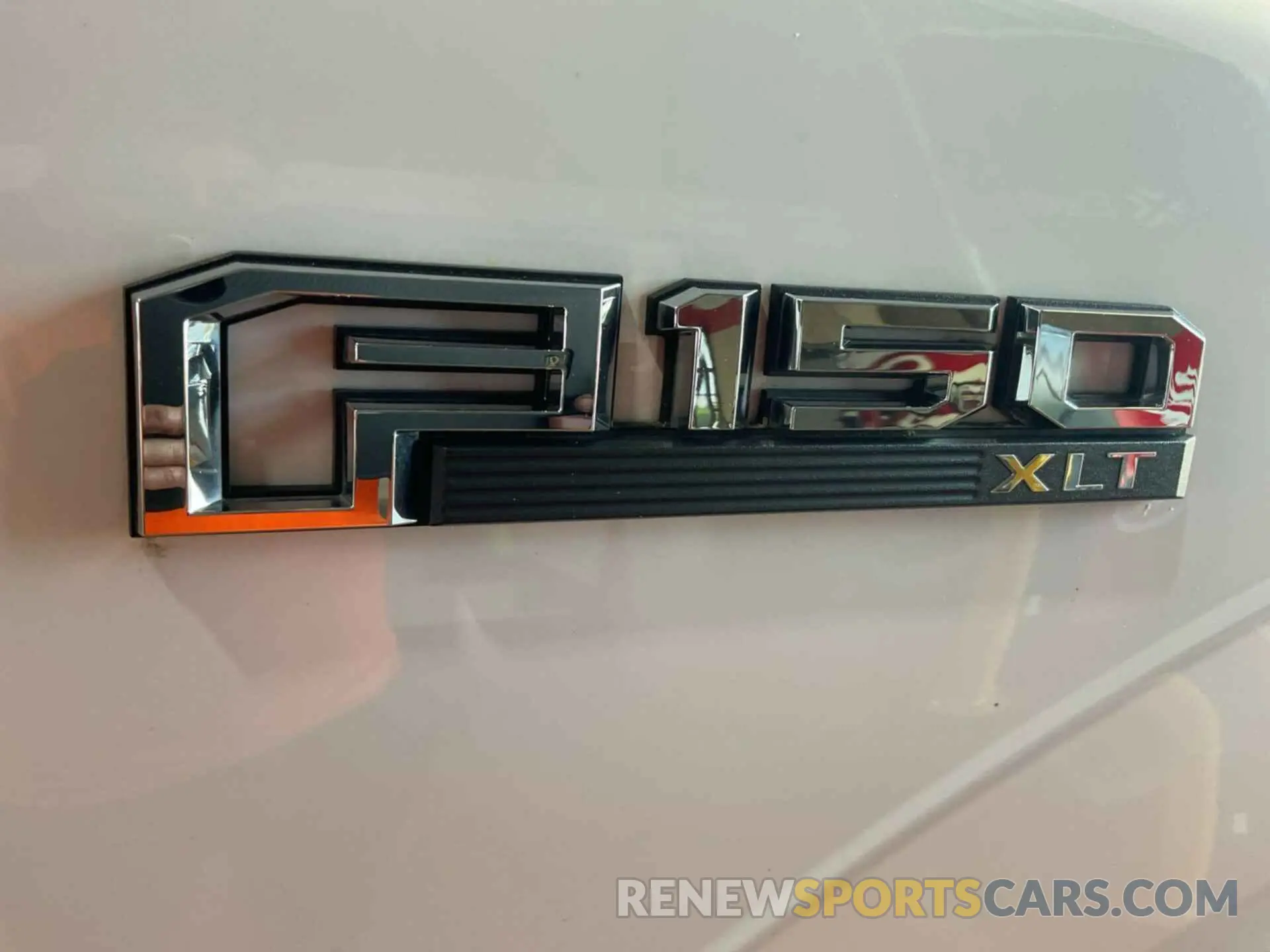 17 fotografías del automóvil dañado 1FTFX1E47LKD53321 FORD F-150 2020