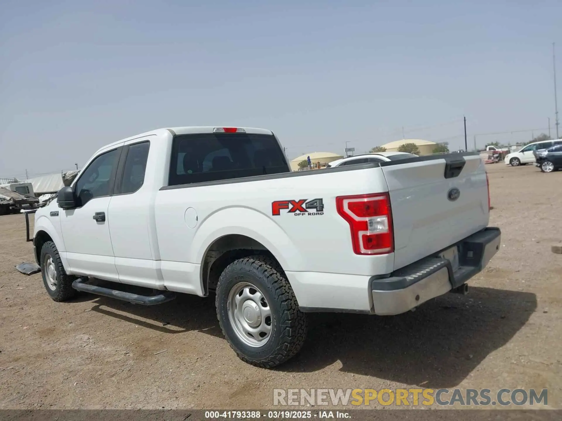 14 fotografías del automóvil dañado 1FTFX1E51LFA29248 FORD F-150 2020