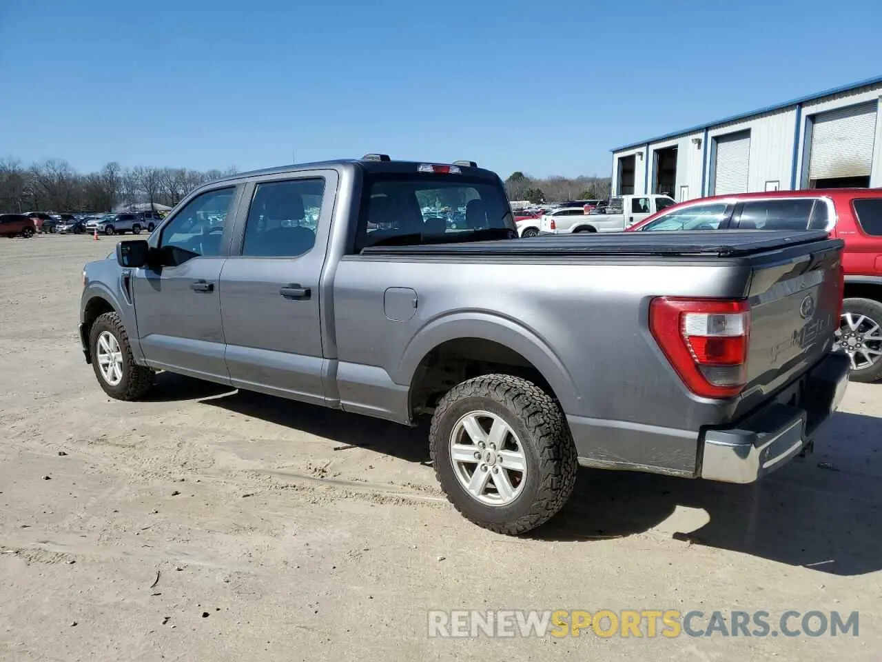 2 fotografías del automóvil dañado 1FTEW1C51MFB03593 FORD F-150 2021