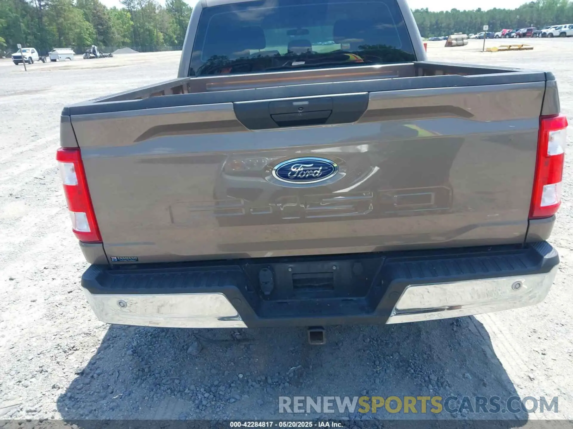 16 fotografías del automóvil dañado 1FTEW1C58MFB15661 FORD F-150 2021