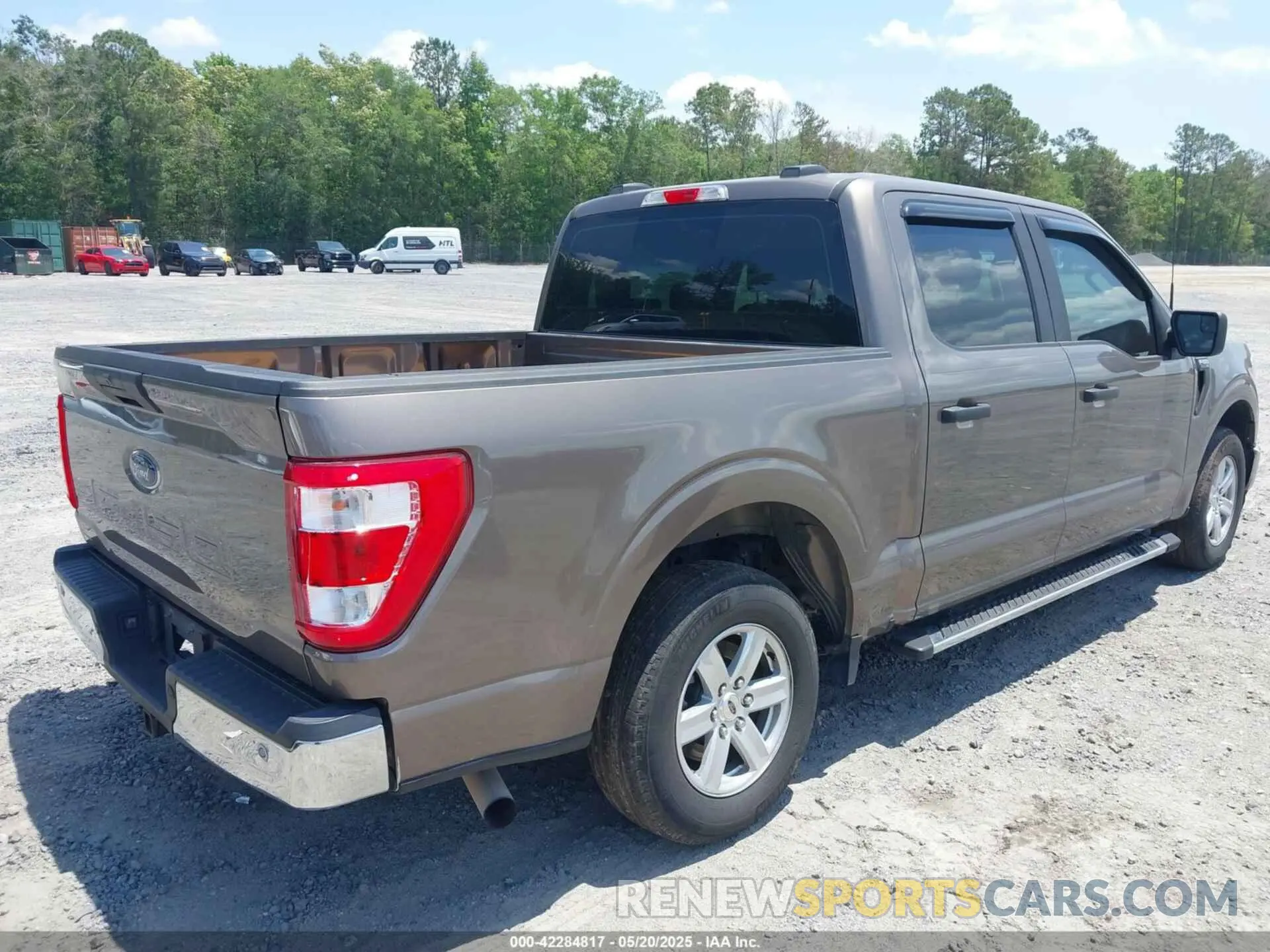 4 fotografías del automóvil dañado 1FTEW1C58MFB15661 FORD F-150 2021