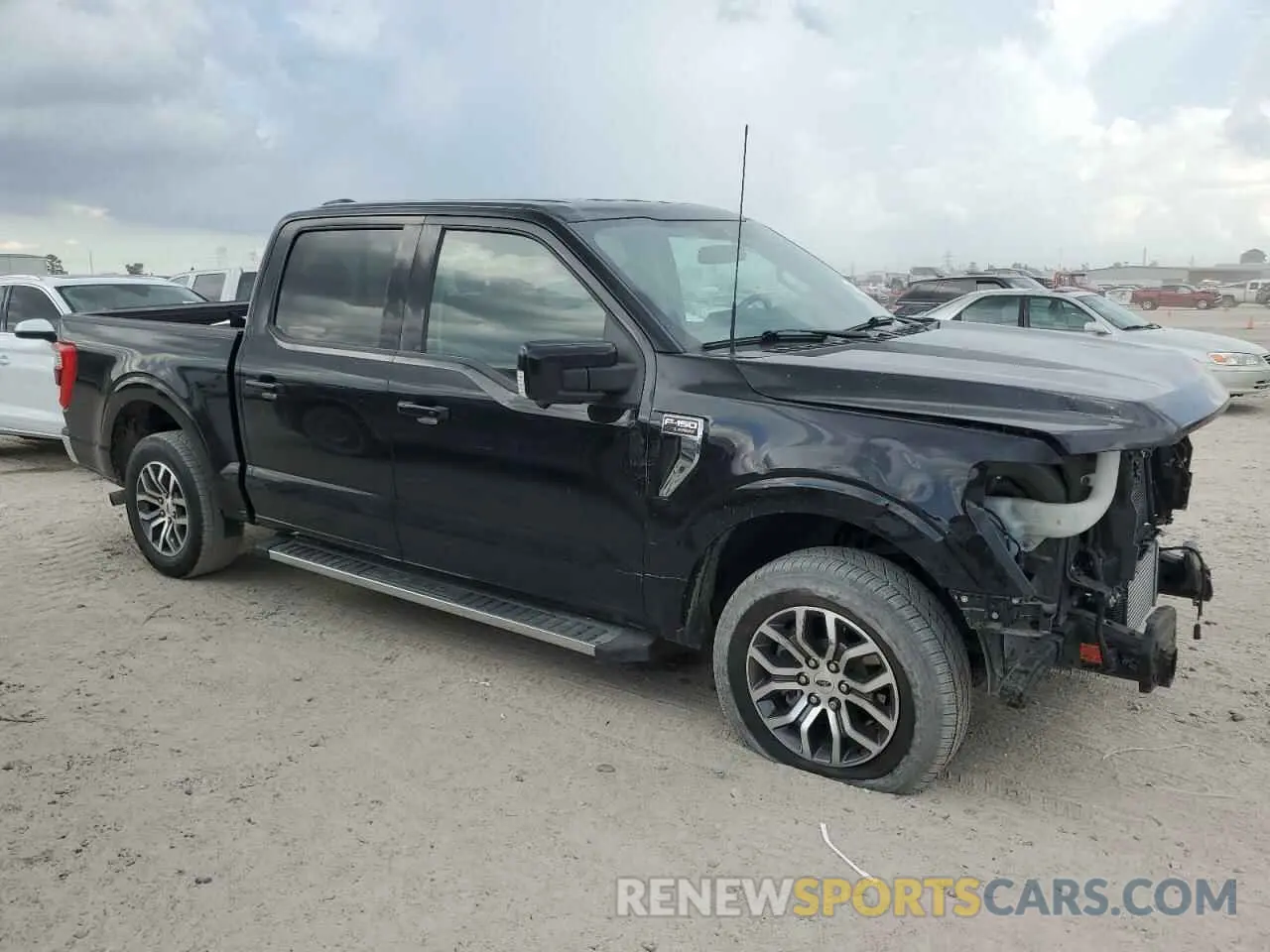 4 fotografías del automóvil dañado 1FTEW1C81MFB86470 FORD F-150 2021