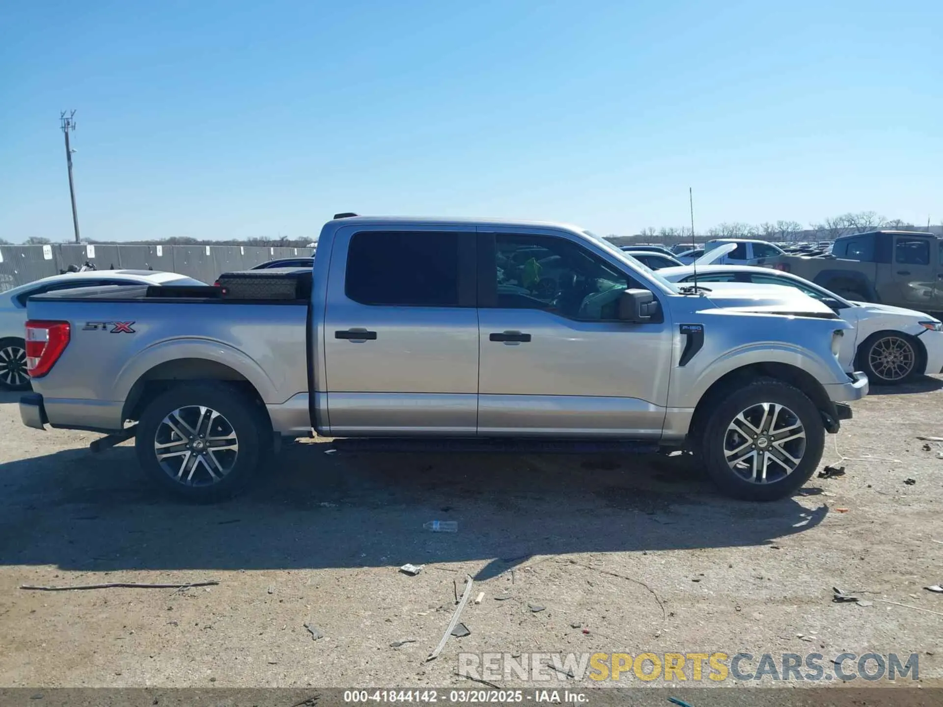 12 fotografías del automóvil dañado 1FTEW1CP1MFA37841 FORD F-150 2021