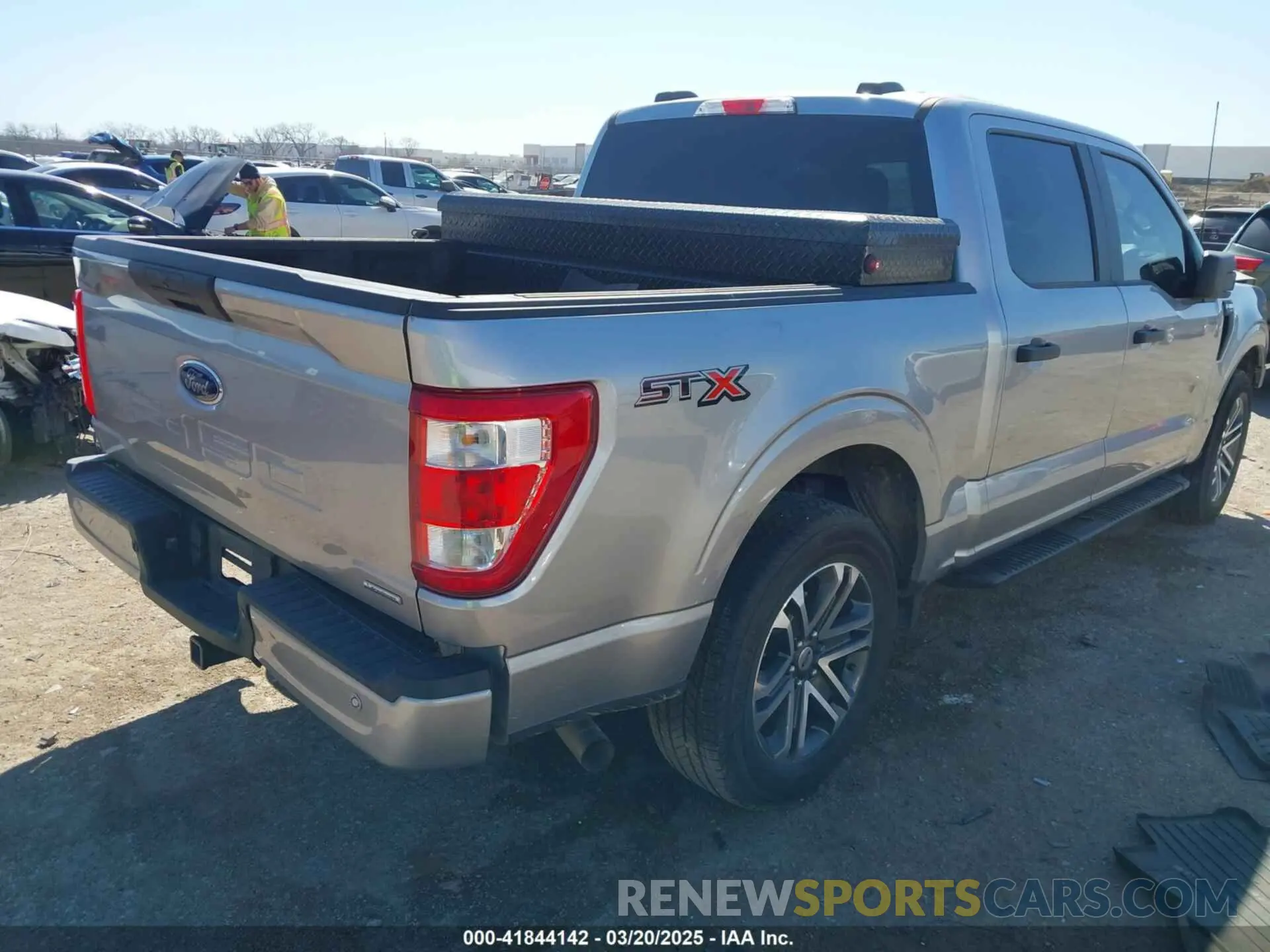 4 fotografías del automóvil dañado 1FTEW1CP1MFA37841 FORD F-150 2021