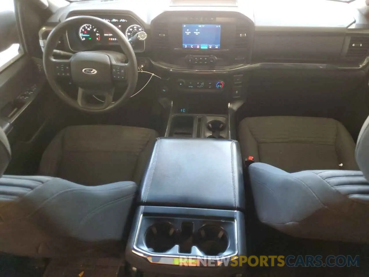 8 fotografías del automóvil dañado 1FTEW1CP5MKD32710 FORD F-150 2021