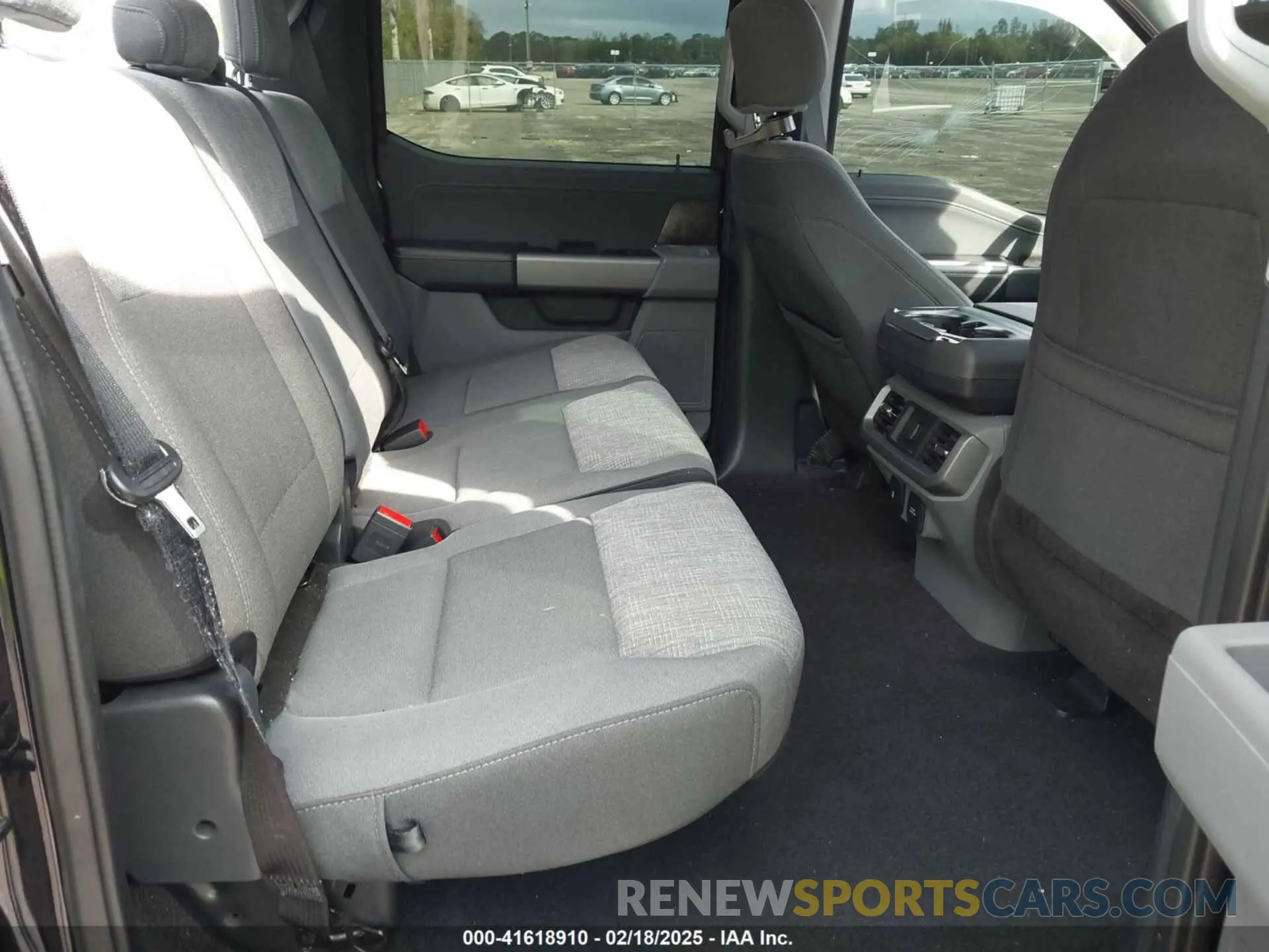 8 fotografías del automóvil dañado 1FTEW1CP7MKD20266 FORD F-150 2021