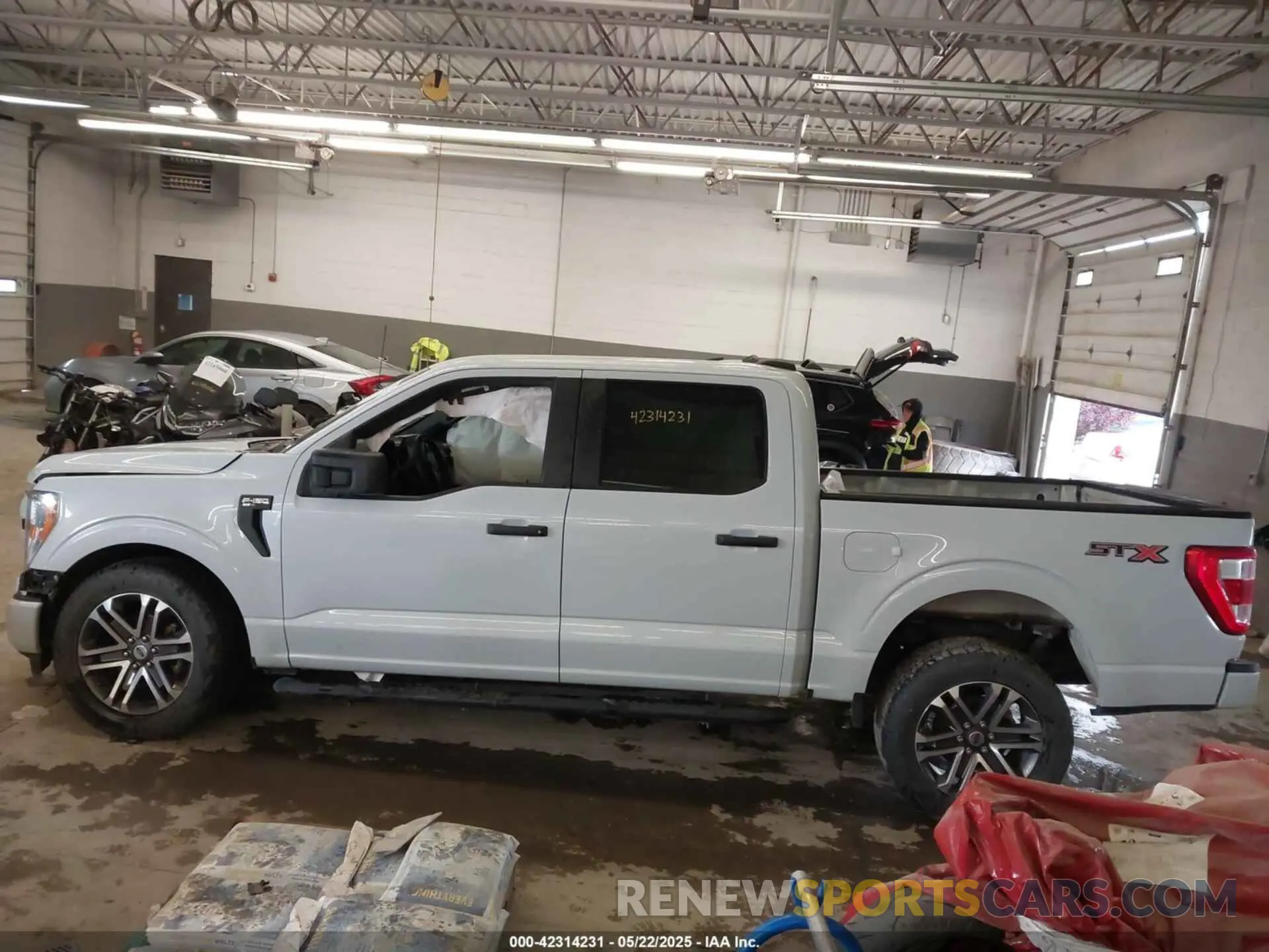 15 fotografías del automóvil dañado 1FTEW1CP9MKE41204 FORD F-150 2021
