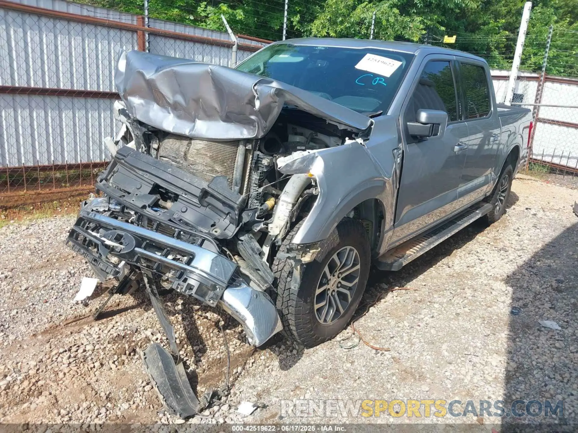 2 fotografías del automóvil dañado 1FTEW1EP4MFA28838 FORD F-150 2021