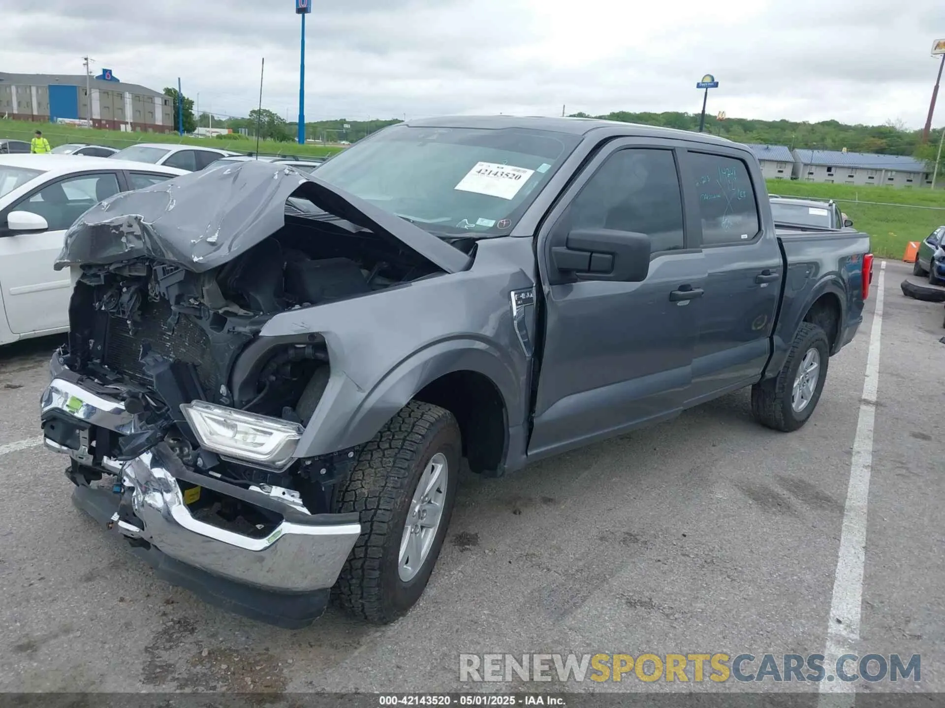 2 fotografías del automóvil dañado 1FTEW1EP5MFC96944 FORD F-150 2021