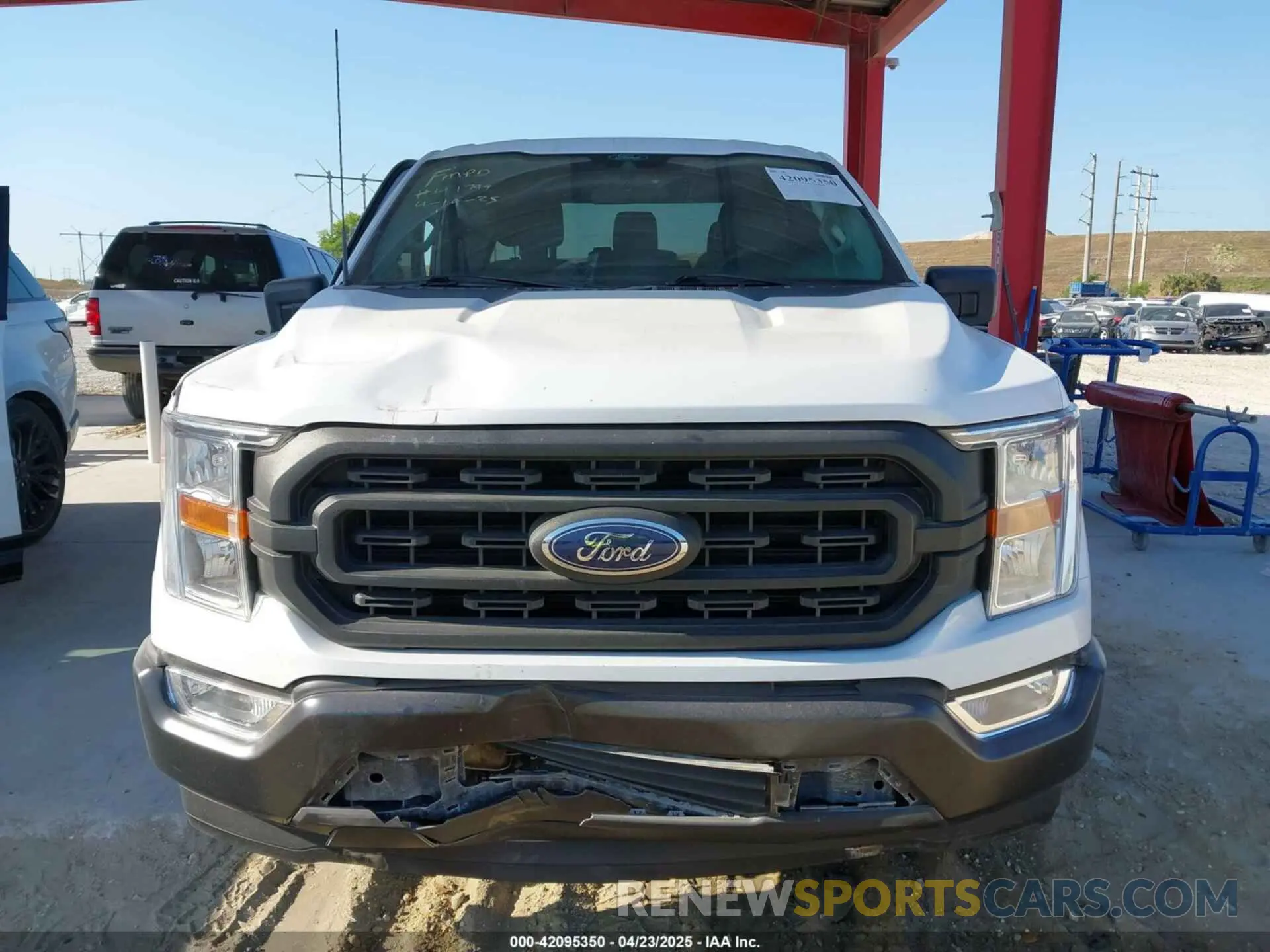 12 fotografías del automóvil dañado 1FTEX1C56MKE47893 FORD F-150 2021