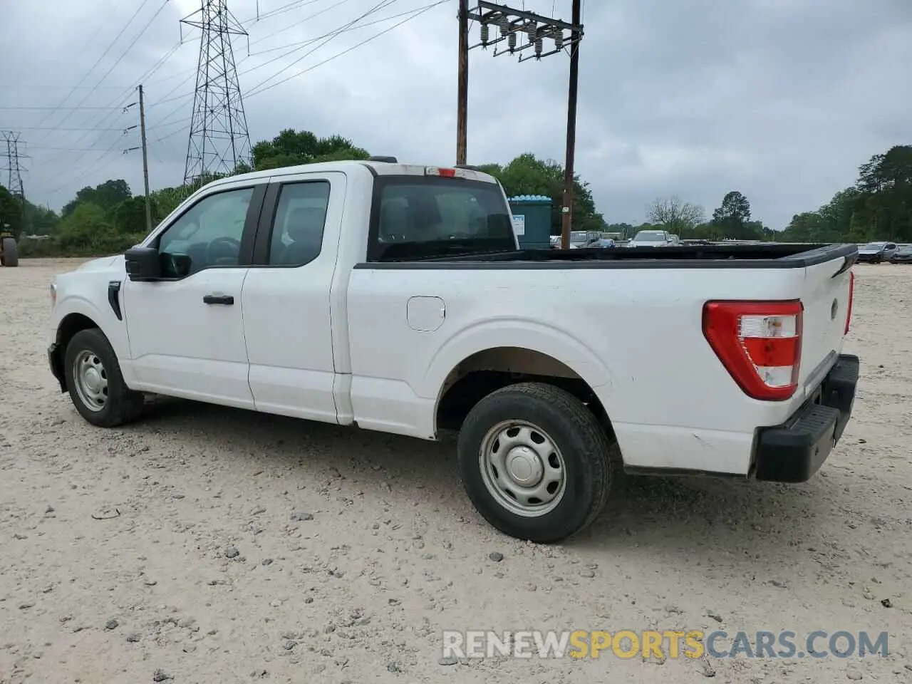 2 fotografías del automóvil dañado 1FTEX1CB2MKD30365 FORD F-150 2021