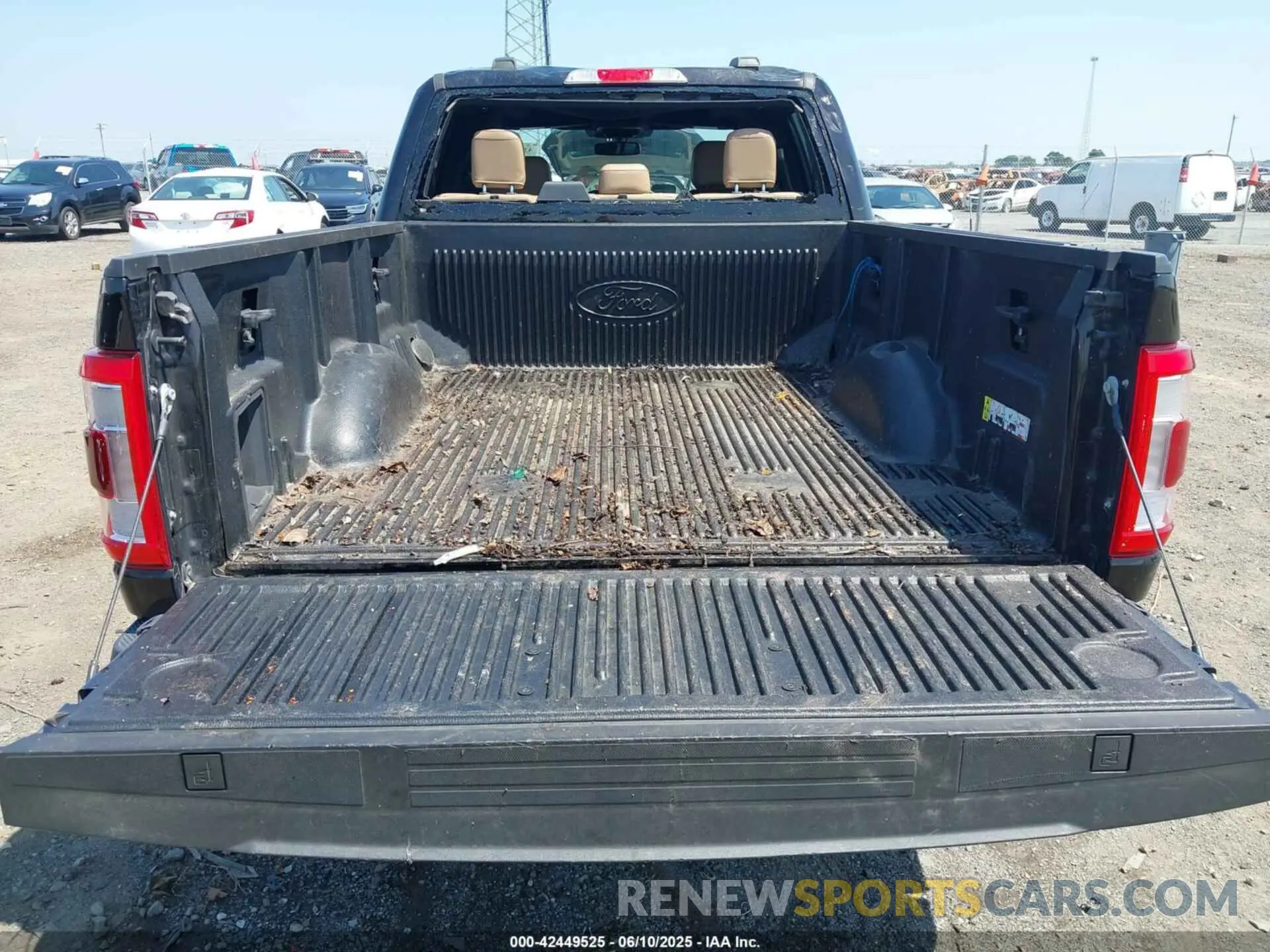 17 fotografías del automóvil dañado 1FTFW1E52MFC60891 FORD F-150 2021