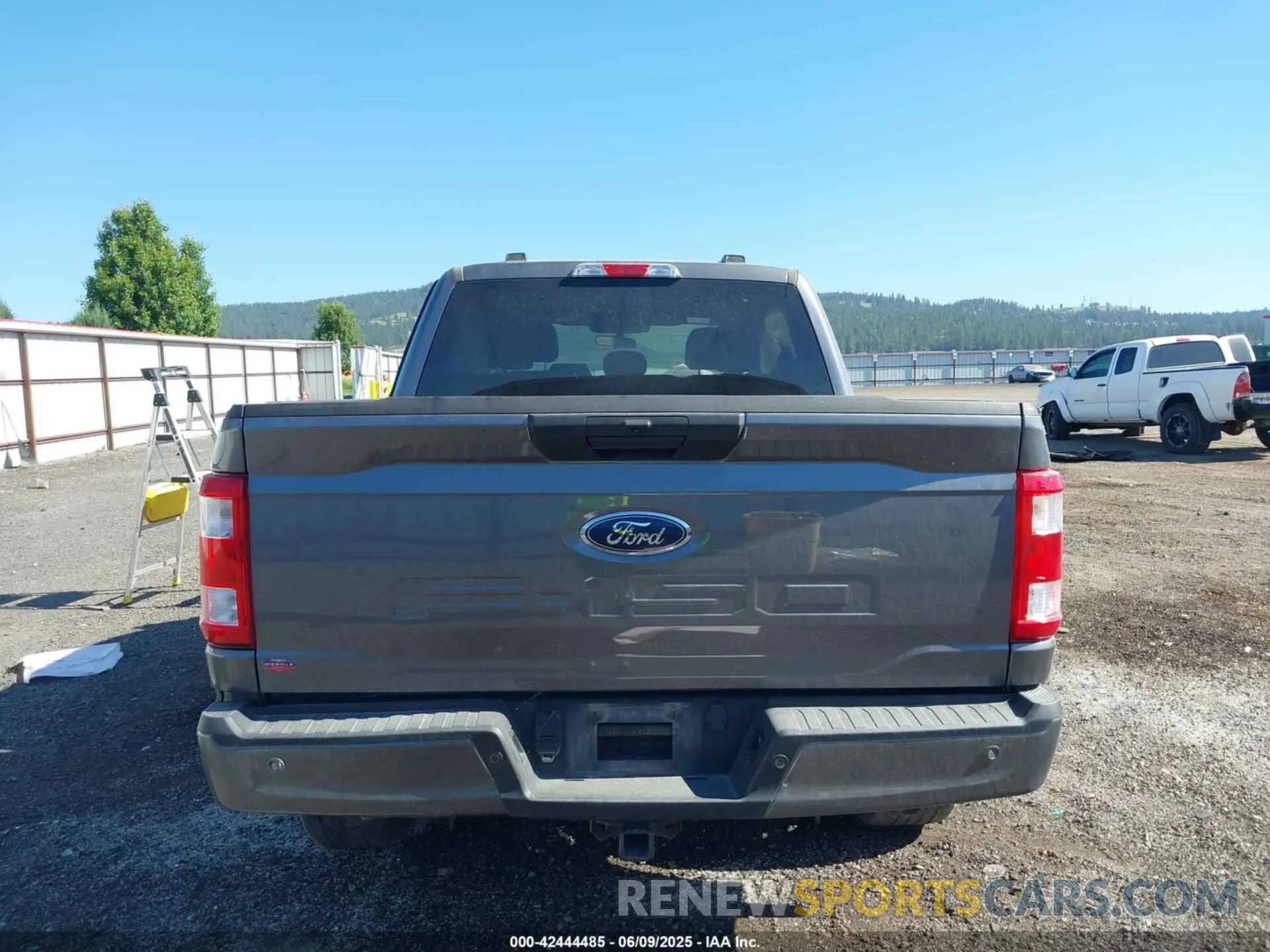 17 fotografías del automóvil dañado 1FTFW1E53MFB95002 FORD F-150 2021